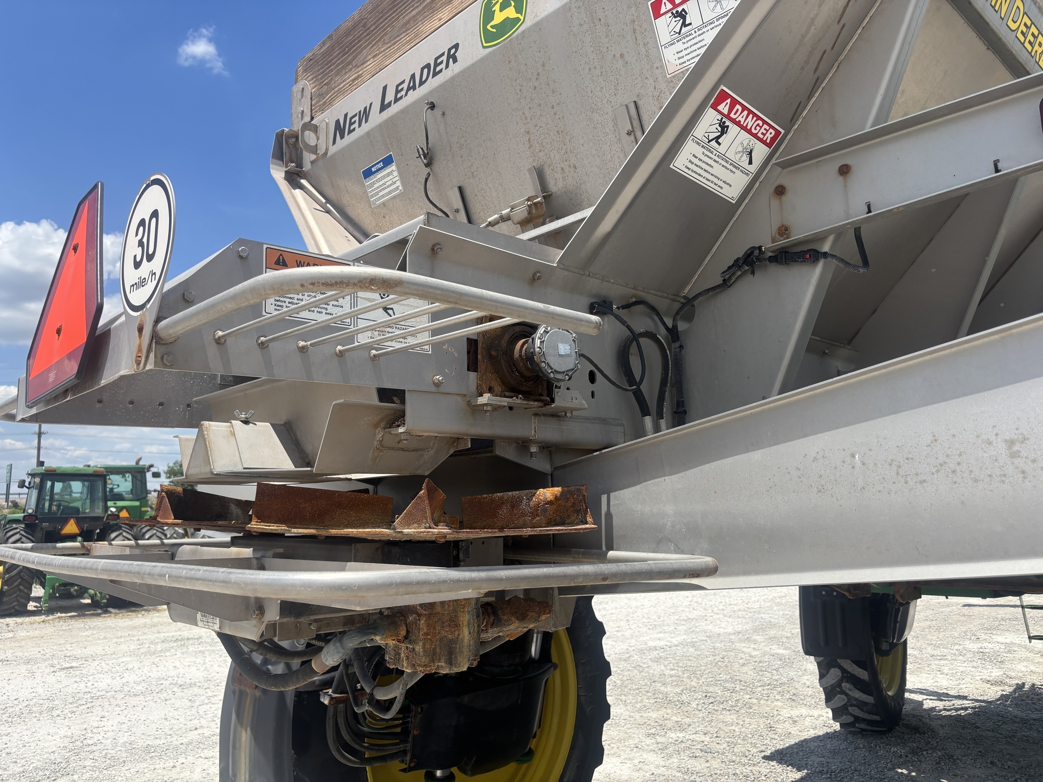 2018 John Deere R4030 Self-Propelled Sprayer