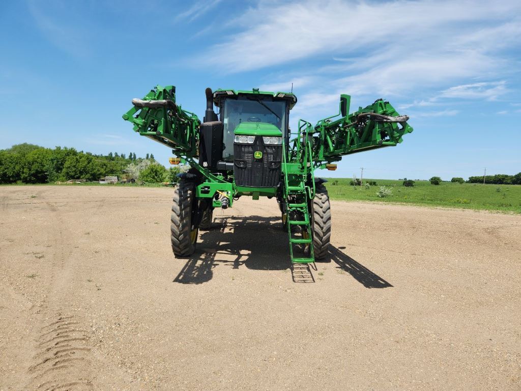 2022 John Deere 410R Self-Propelled Sprayer