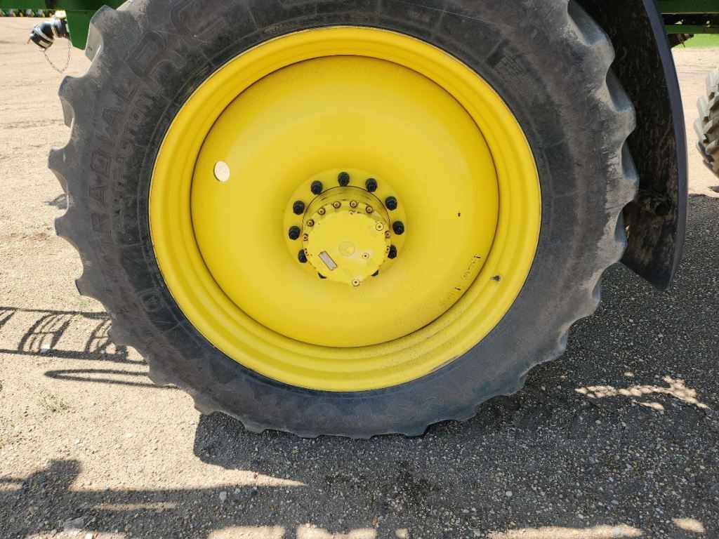 2022 John Deere 410R Self-Propelled Sprayer