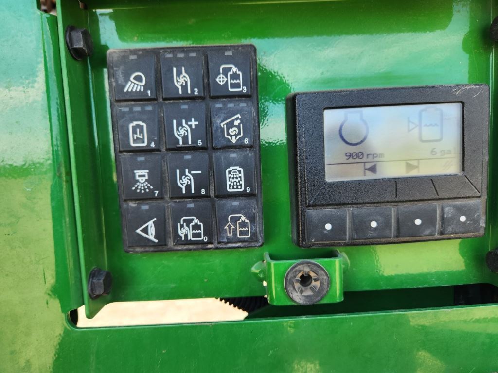 2022 John Deere 410R Self-Propelled Sprayer