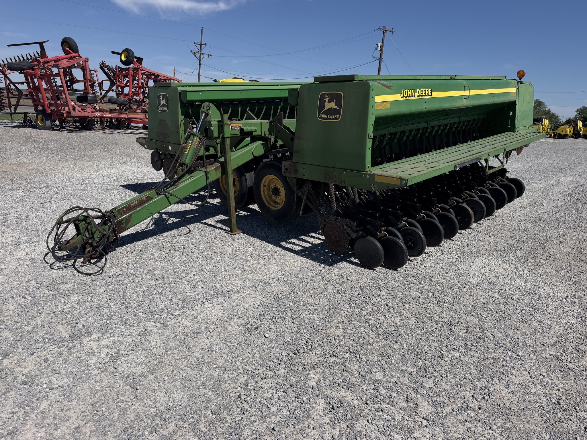 1999 John Deere 455 Drill
