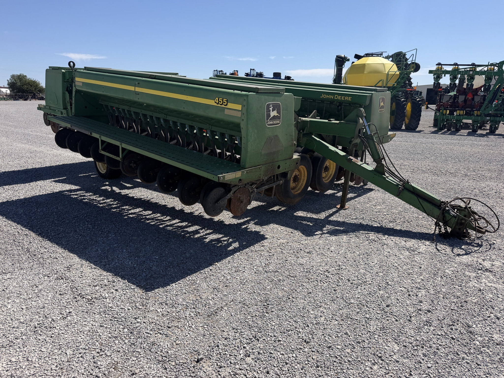 1999 John Deere 455 Drill