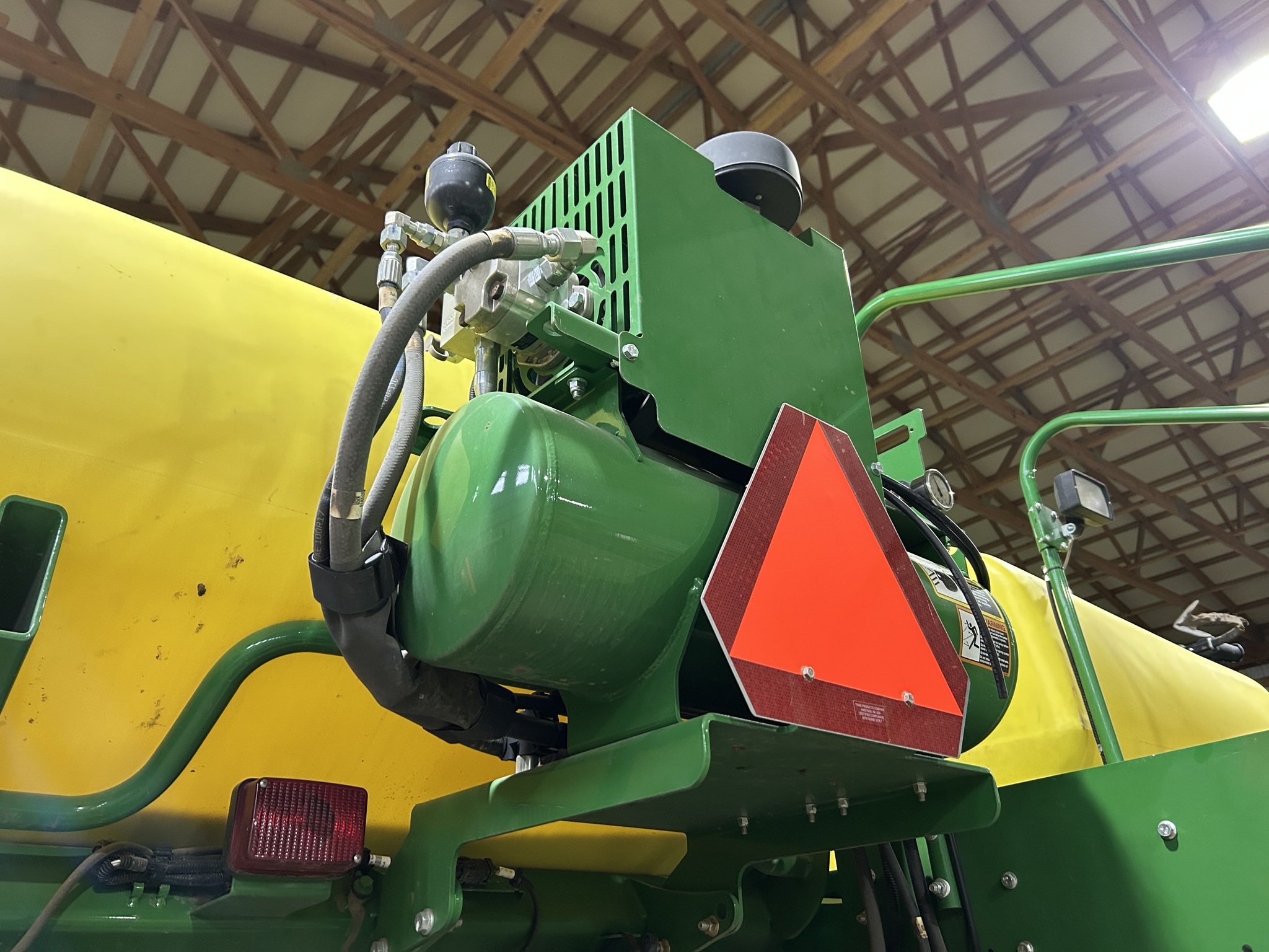 2016 John Deere 1775NT Planter