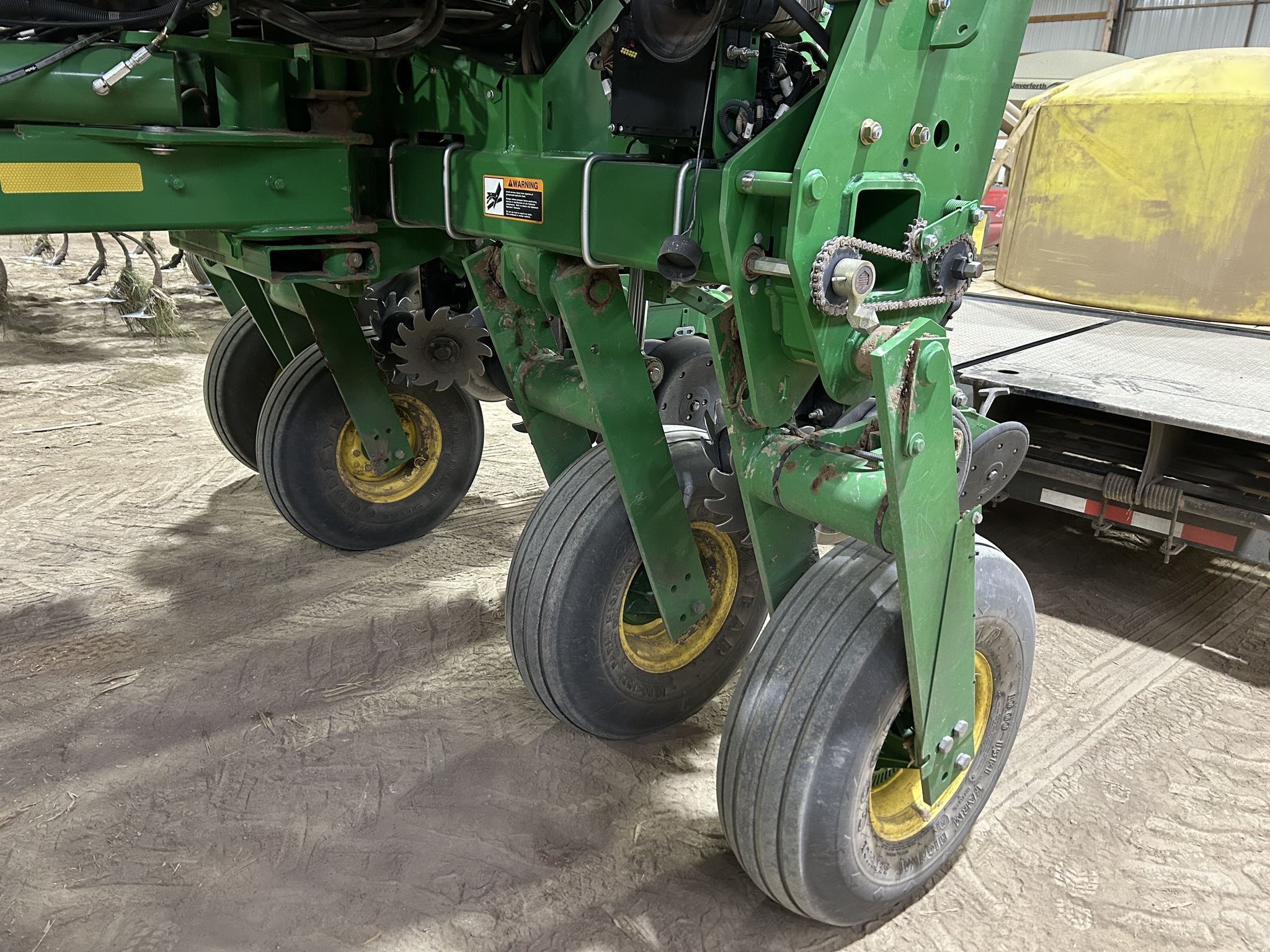 2016 John Deere 1775NT Planter