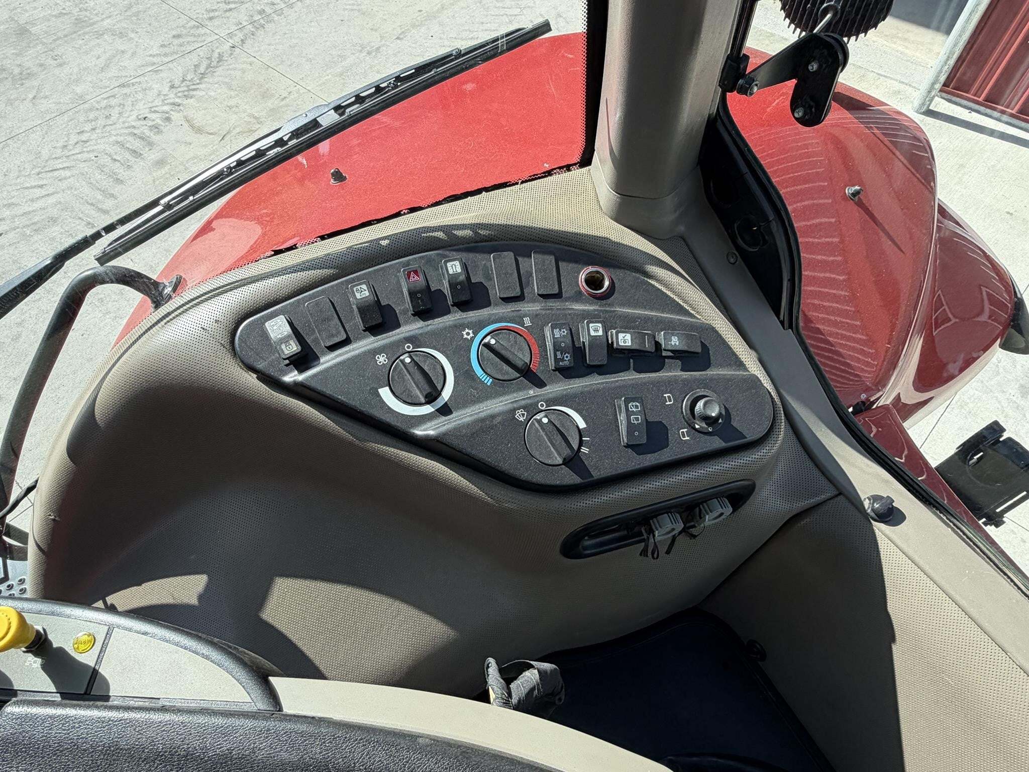 2019 Case IH Magnum 310 Tractor