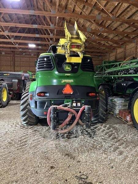 2021 John Deere 9800 Self-Propelled Forage Harvester