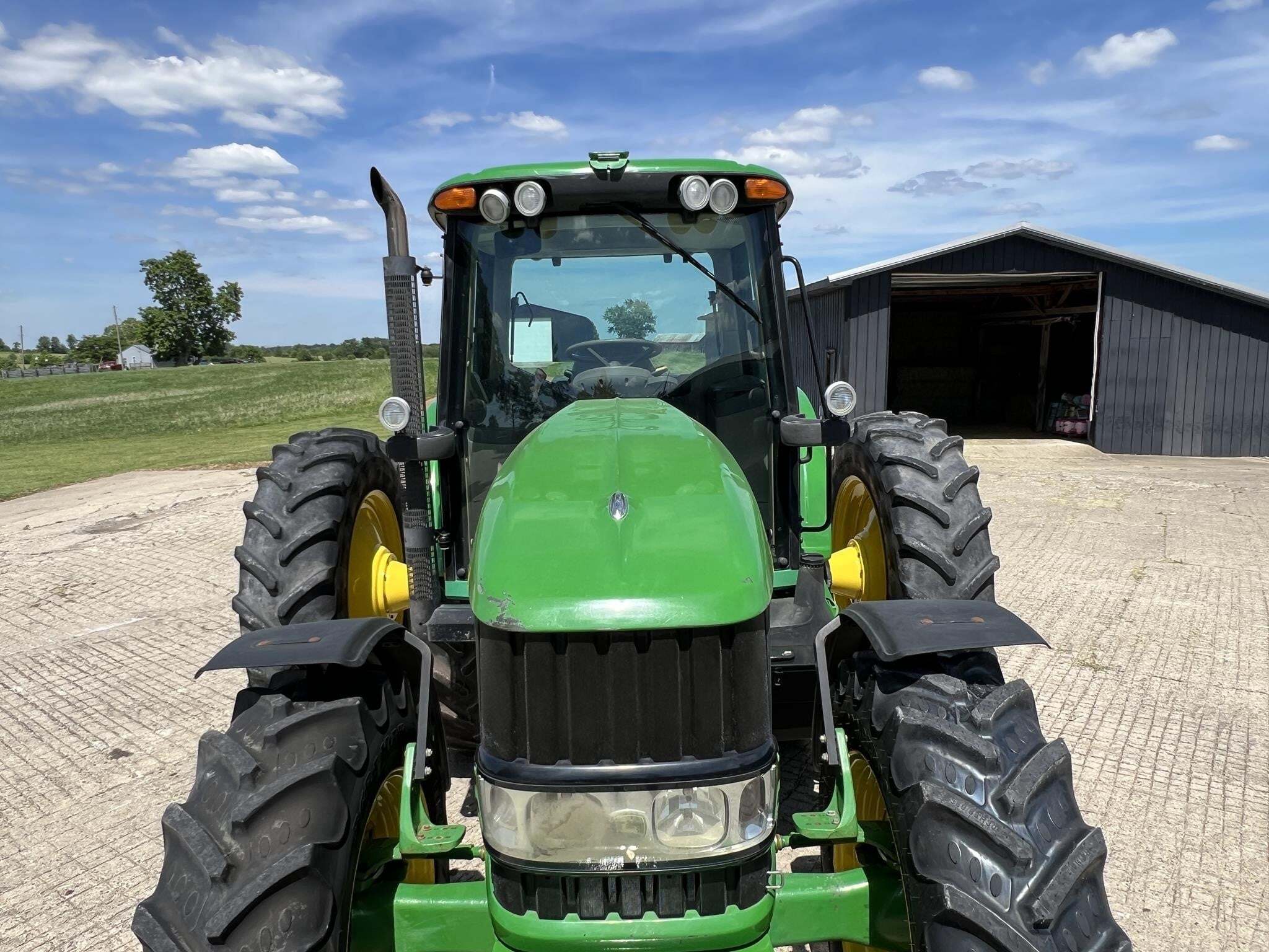 2008 John Deere 7130 Premium Tractor