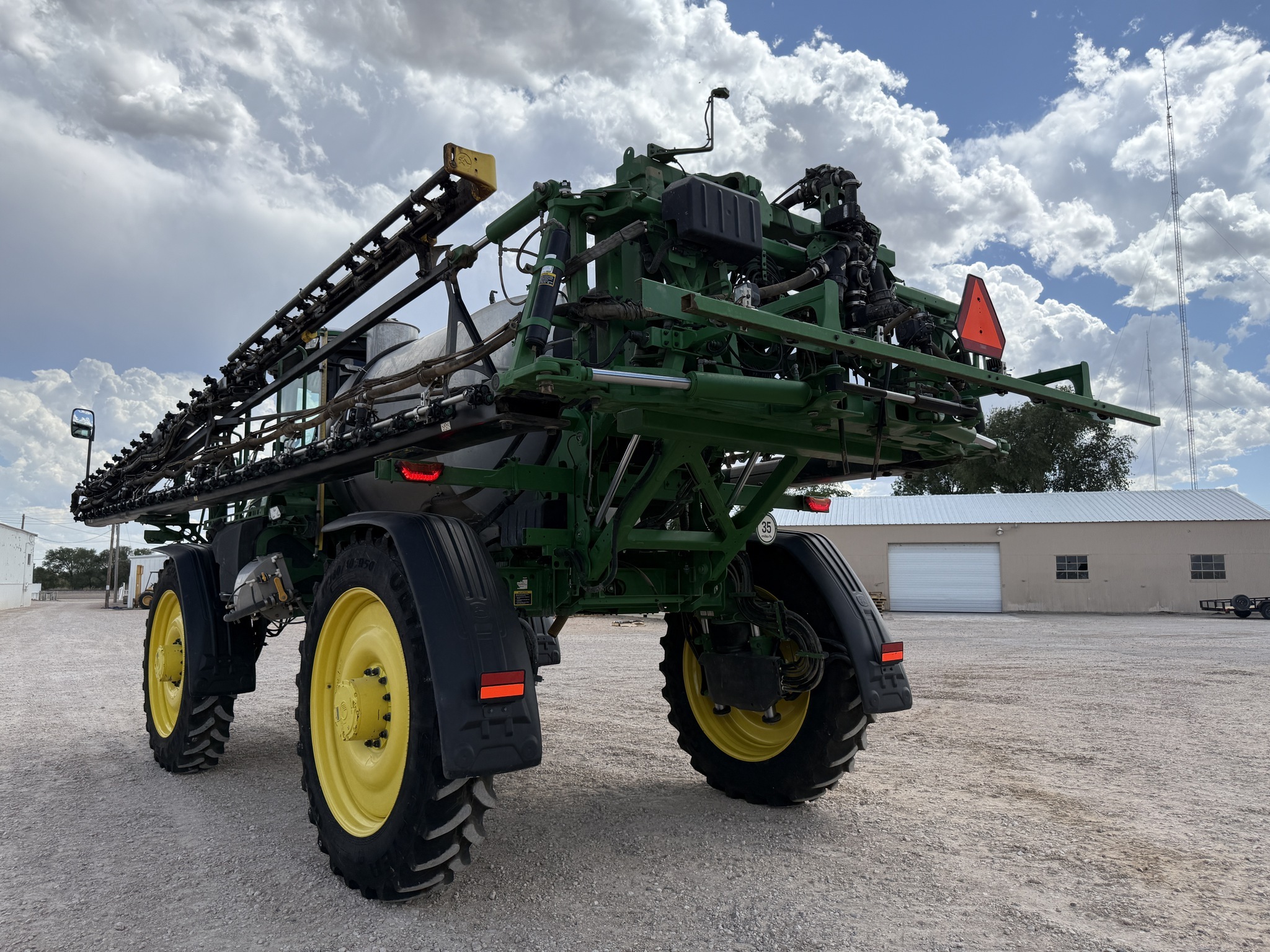 2023 John Deere 616R Self-Propelled Sprayer