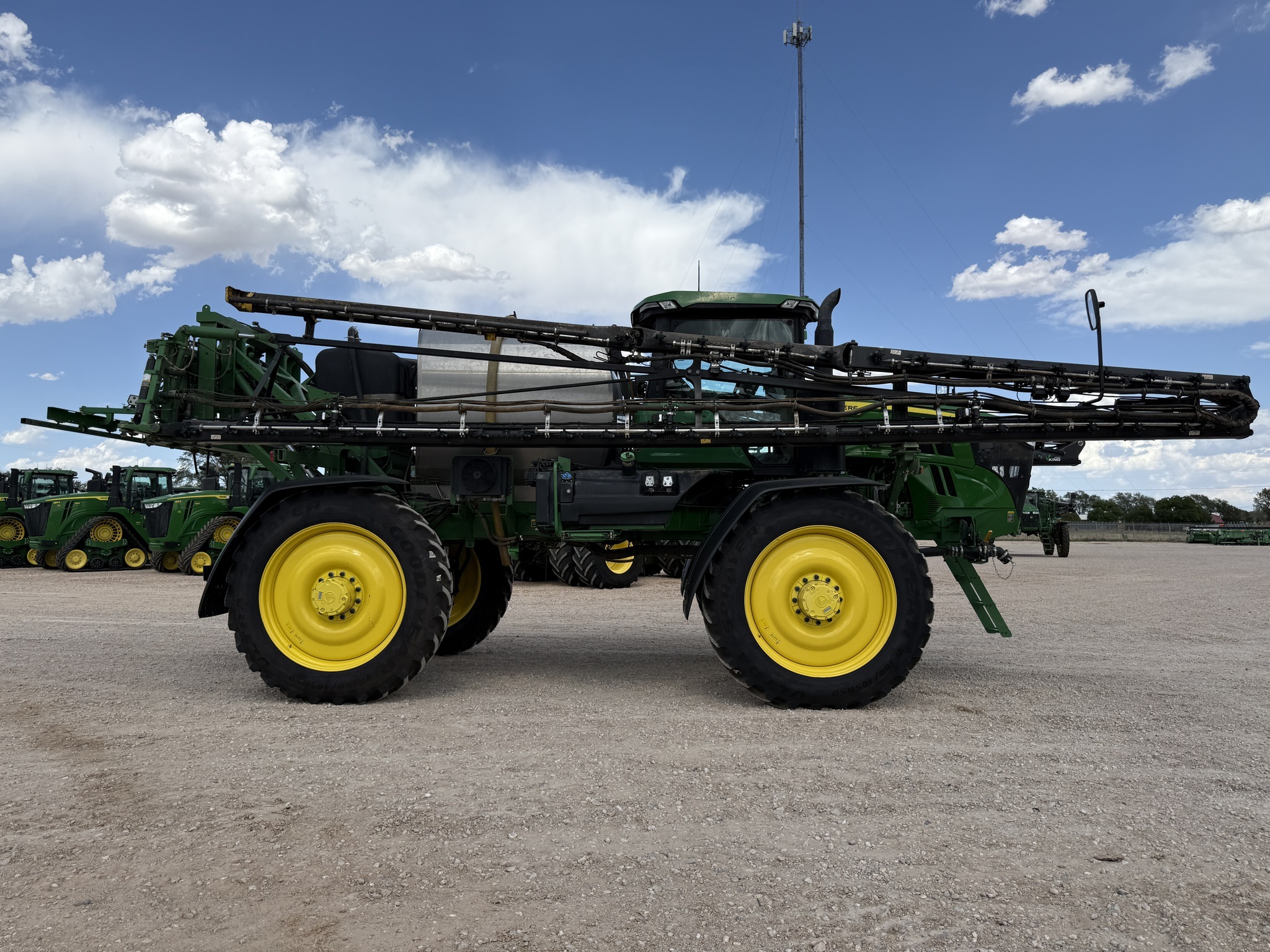 2023 John Deere 616R Self-Propelled Sprayer