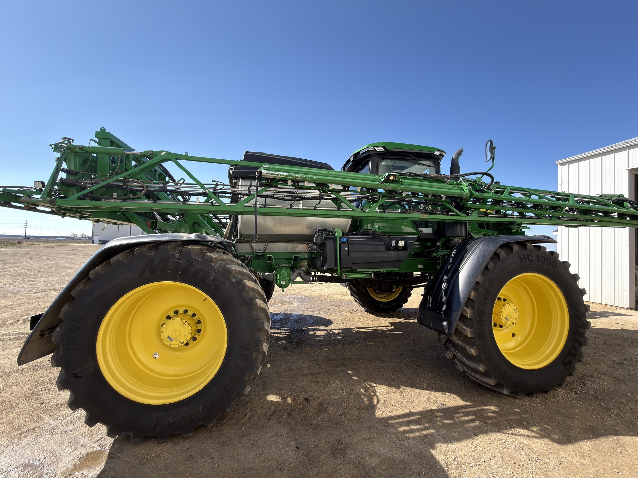 2024 John Deere 612R Self-Propelled Sprayer