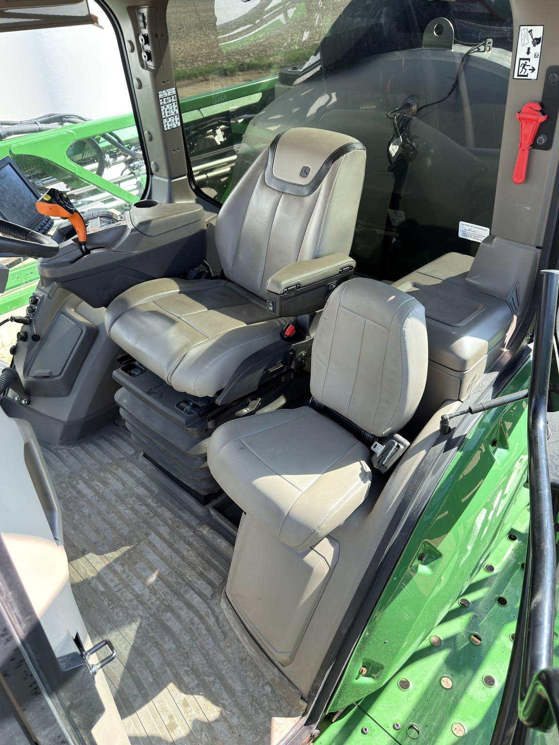 2024 John Deere 612R Self-Propelled Sprayer