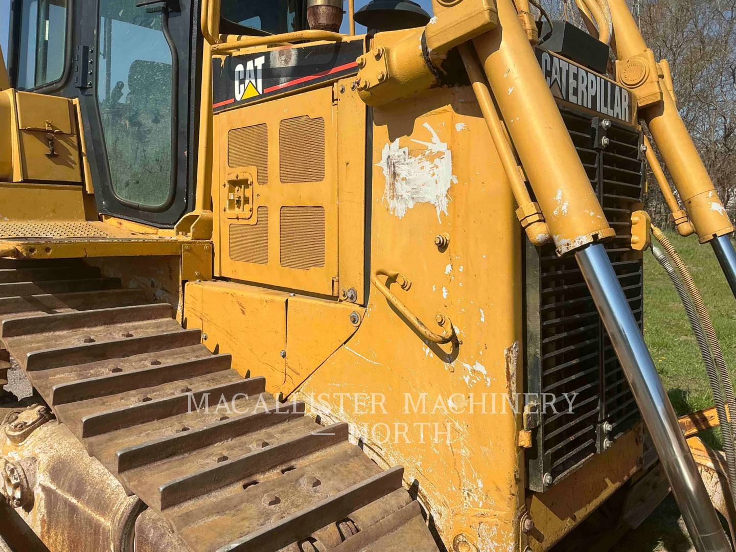 2004 Caterpillar D6R Dozer