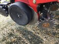 2009 White 8200 Planter