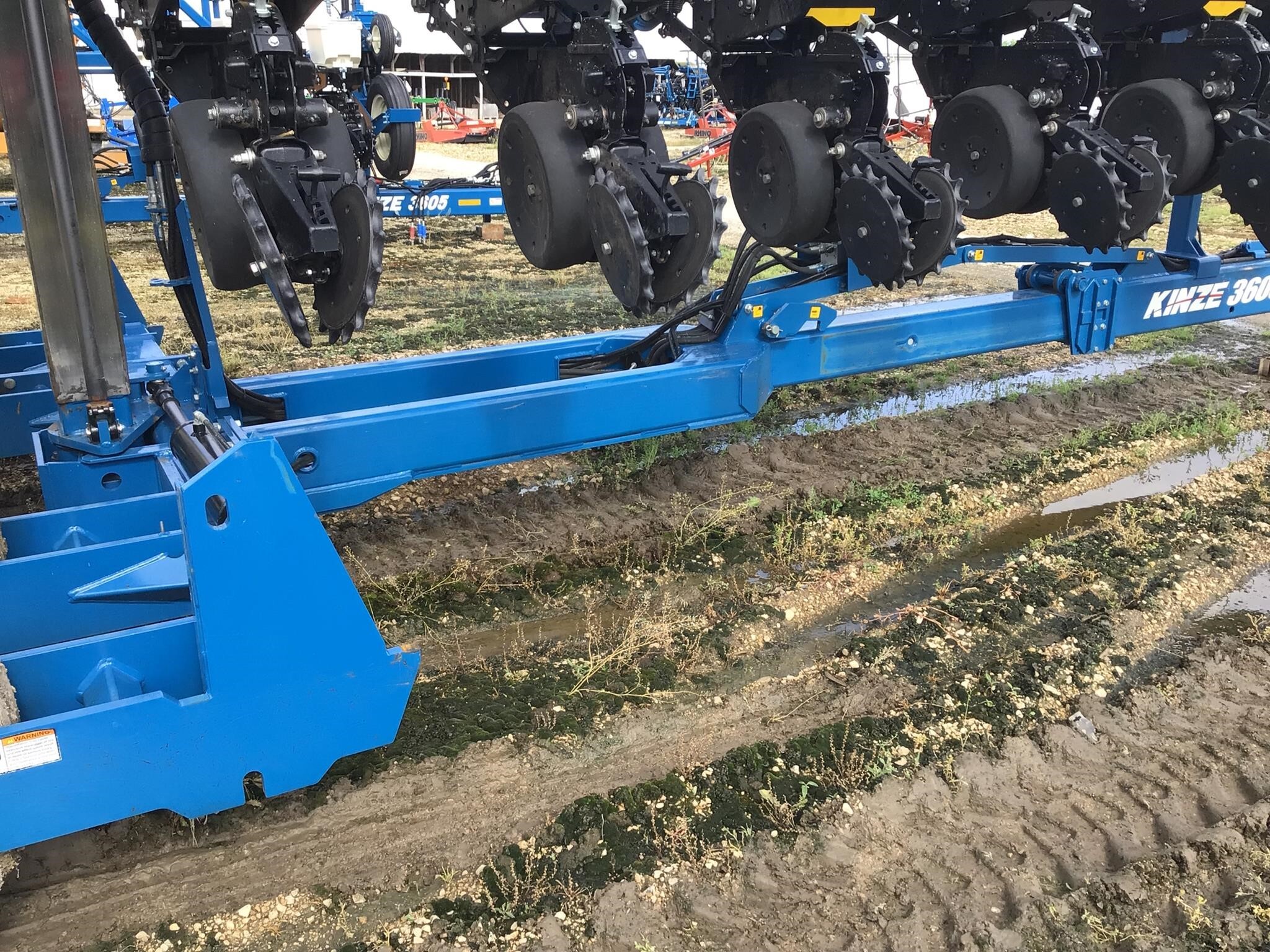 2019 Kinze 3600 Planter