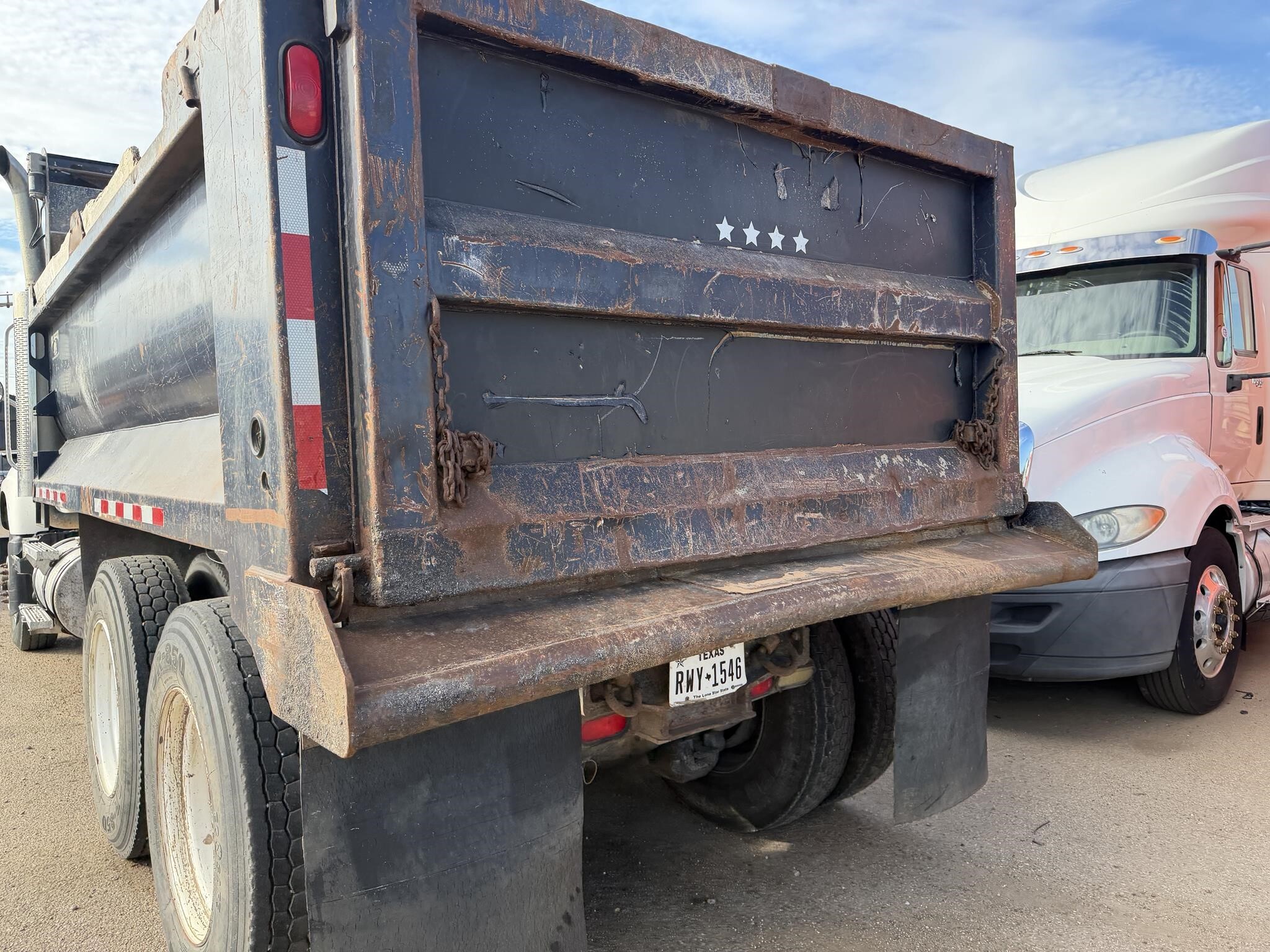 2006 Mack Granite CV713 Dump Trucks/Trailer
