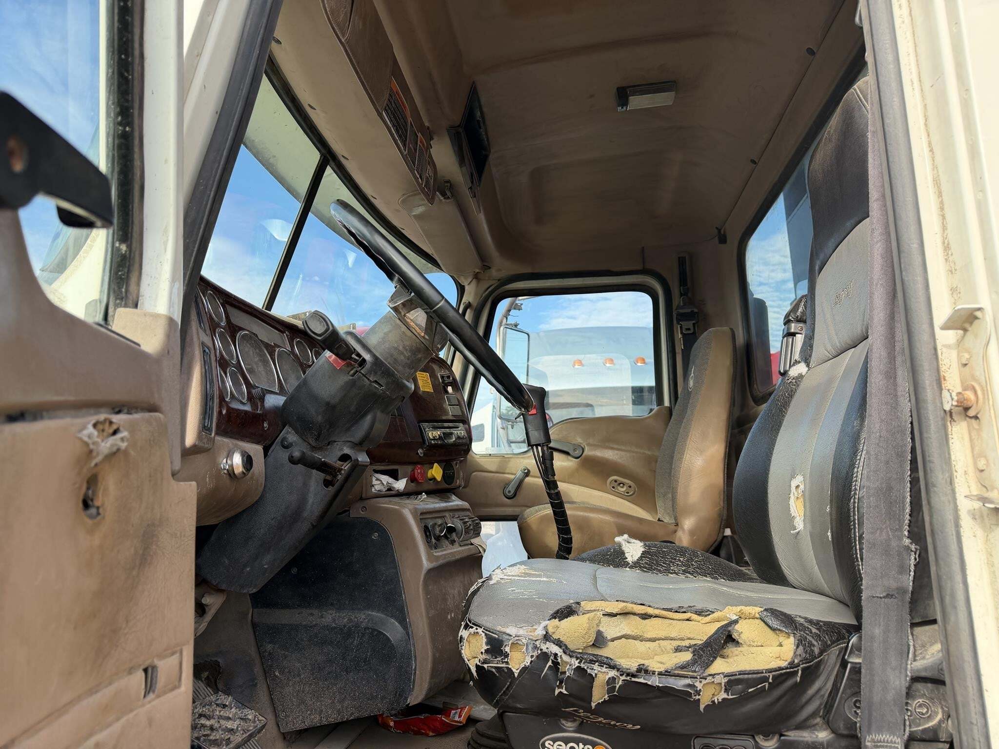 2006 Mack Granite CV713 Dump Trucks/Trailer