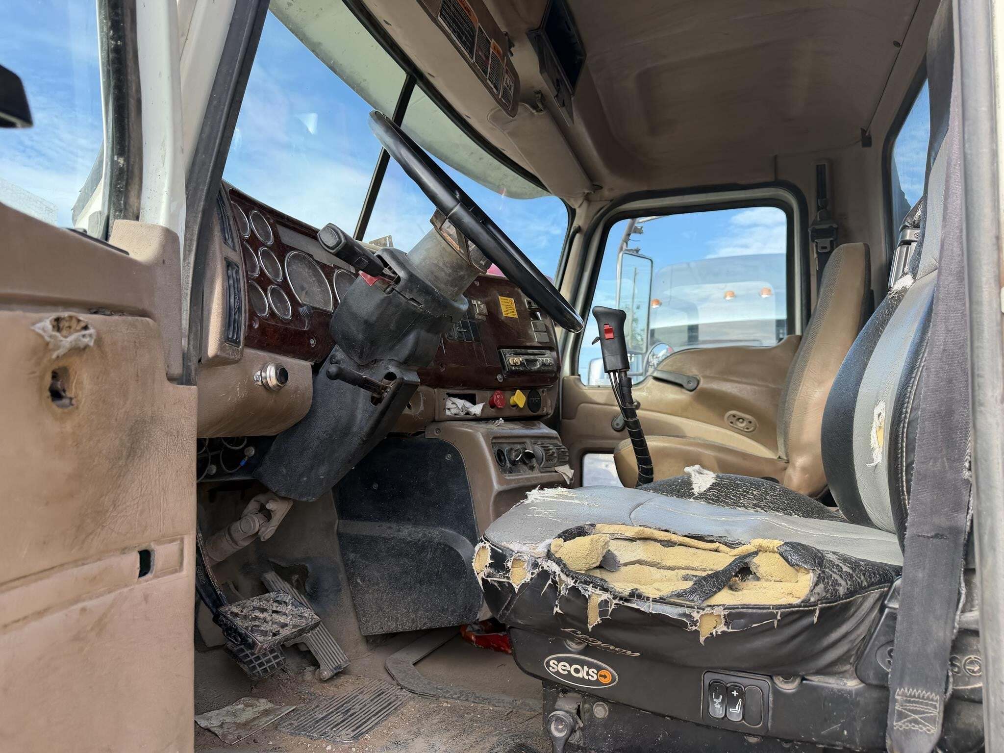 2006 Mack Granite CV713 Dump Trucks/Trailer