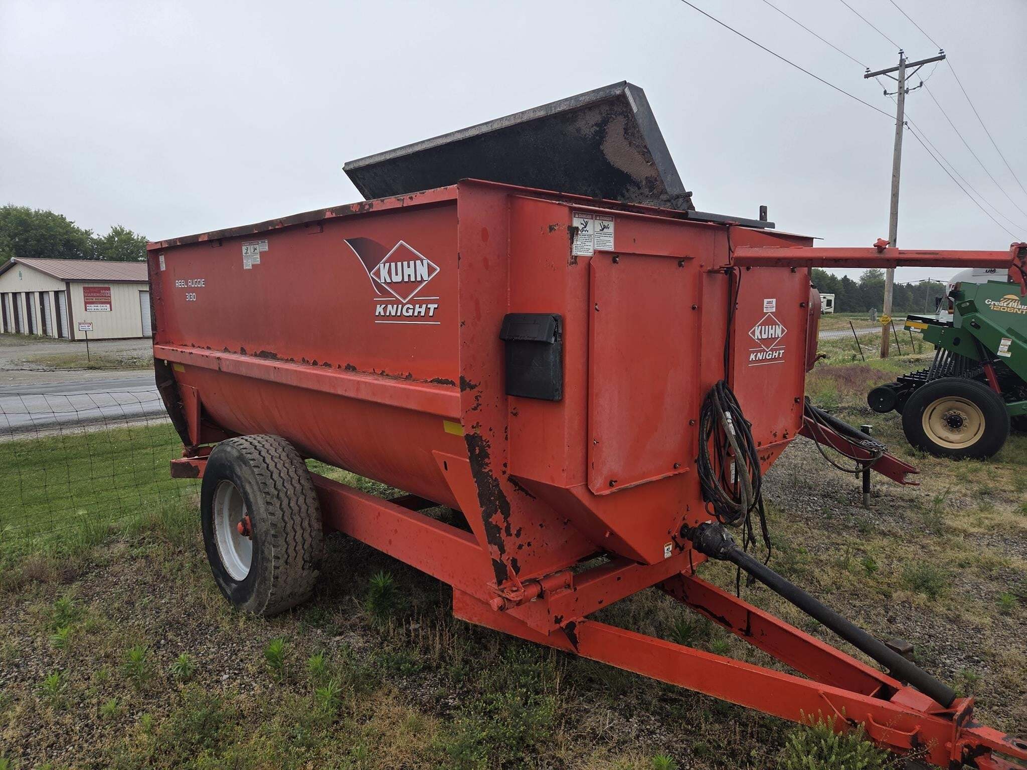 2014 Kuhn Knight 3130 Grinders and Mixer