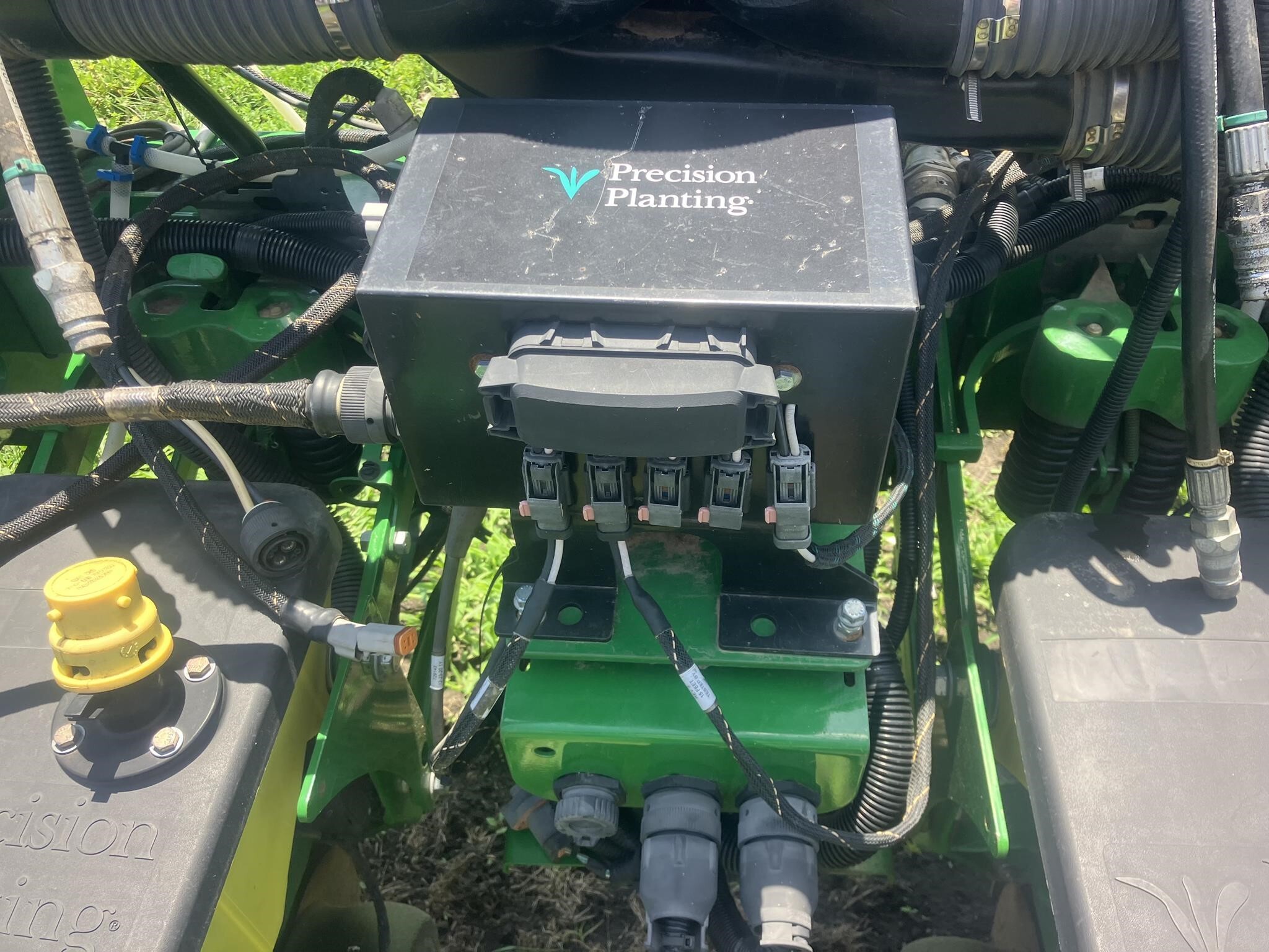 2021 John Deere 1725 Planter