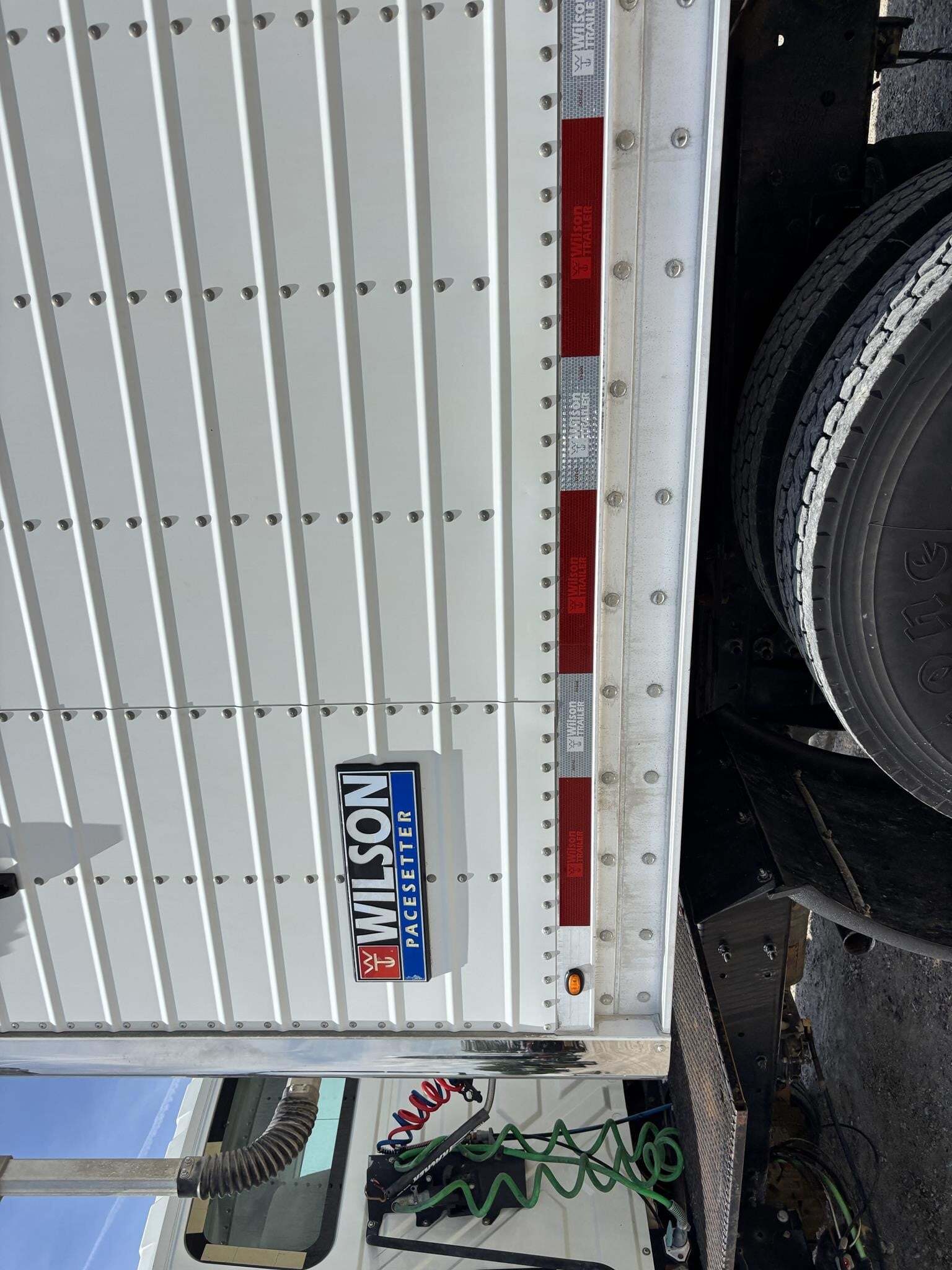 2019 Wilson DWH-650 Grain Trailer
