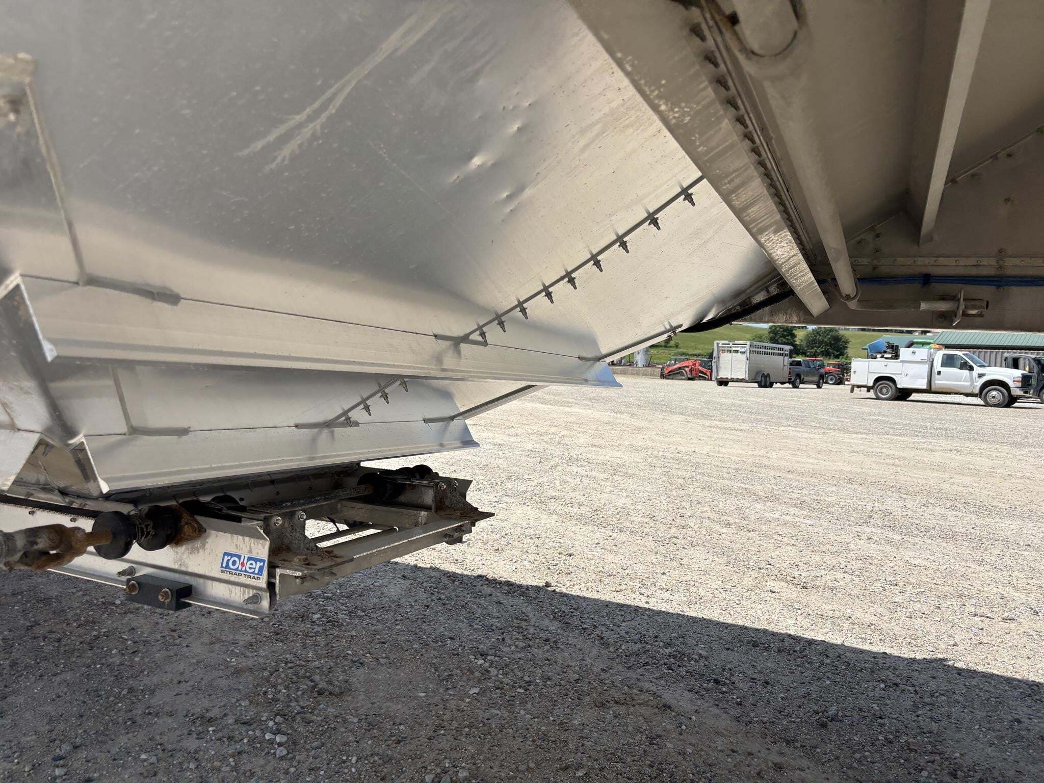 2019 Wilson DWH-650 Grain Trailer