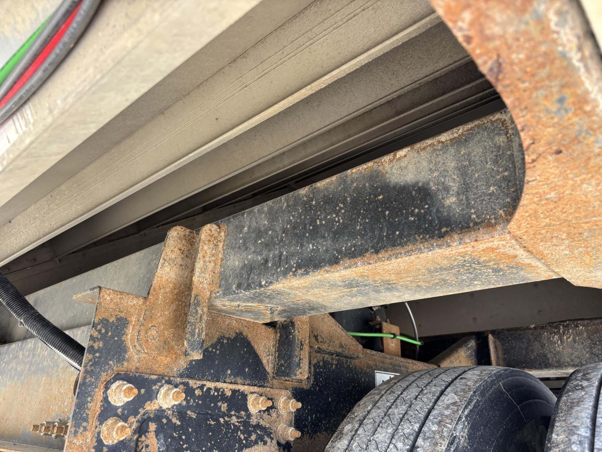 2019 Wilson DWH-650 Grain Trailer