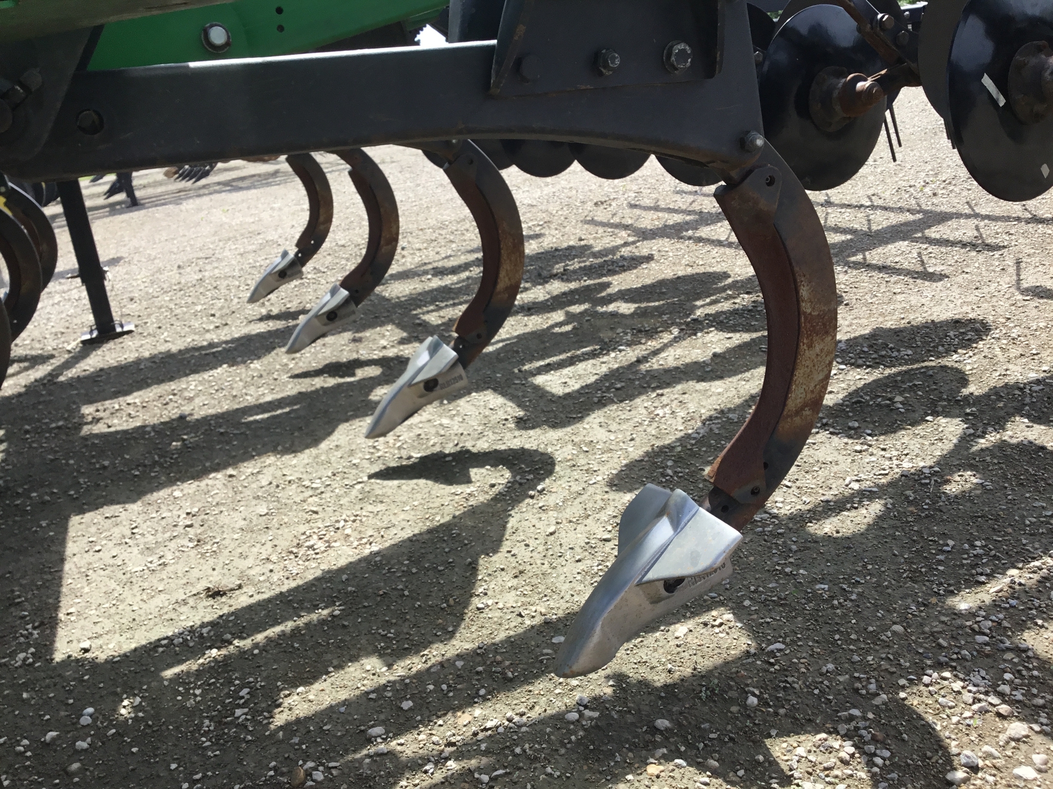 2023 John Deere 2730 Disk Chisel