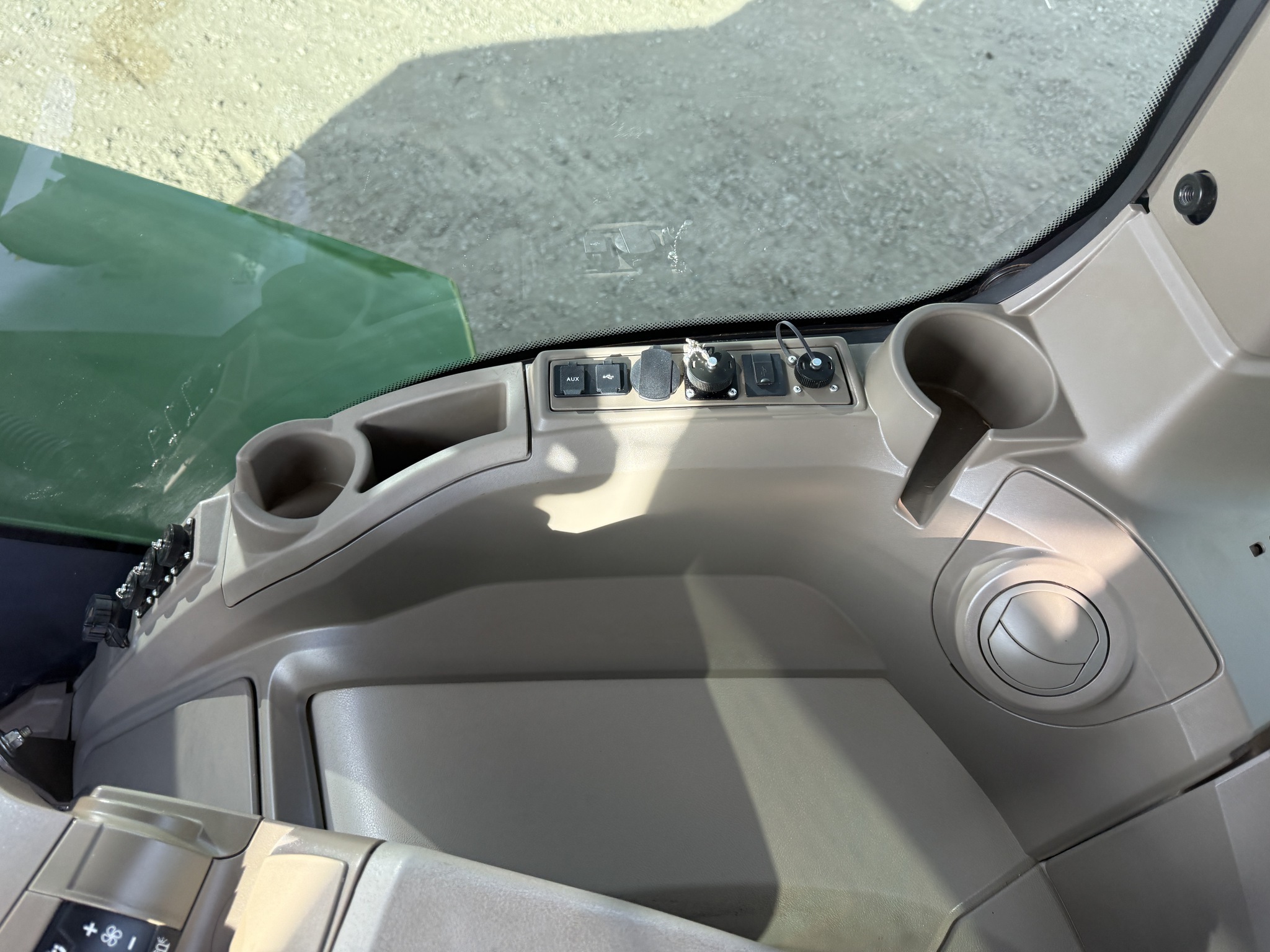 2022 John Deere 9RX 640 Tractor
