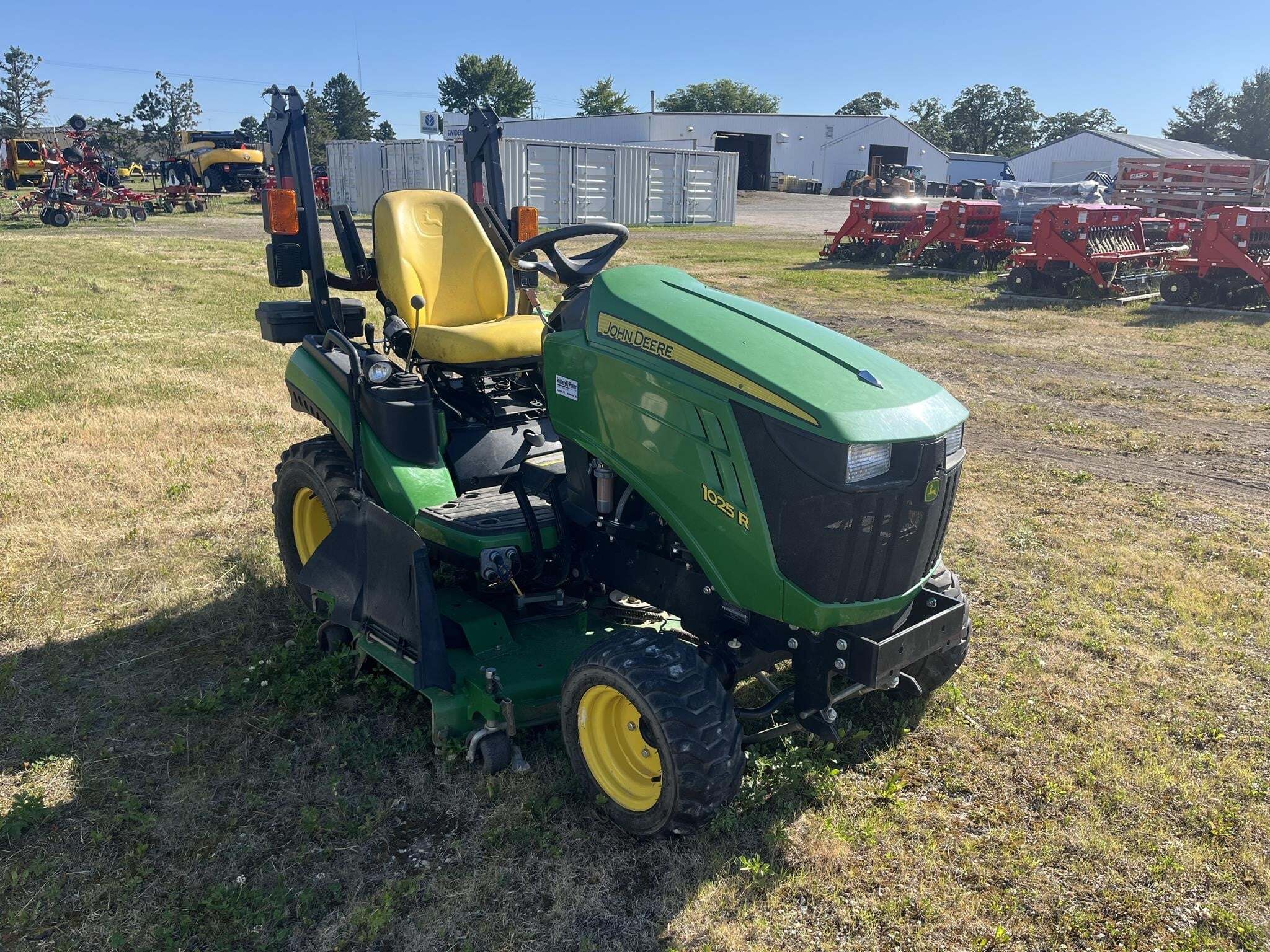 2013 John Deere 1025R Tractor