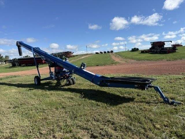 2020 Brandt 1547LP+ Augers and Conveyor