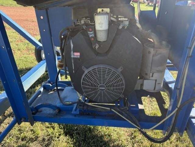 2020 Brandt 1547LP+ Augers and Conveyor