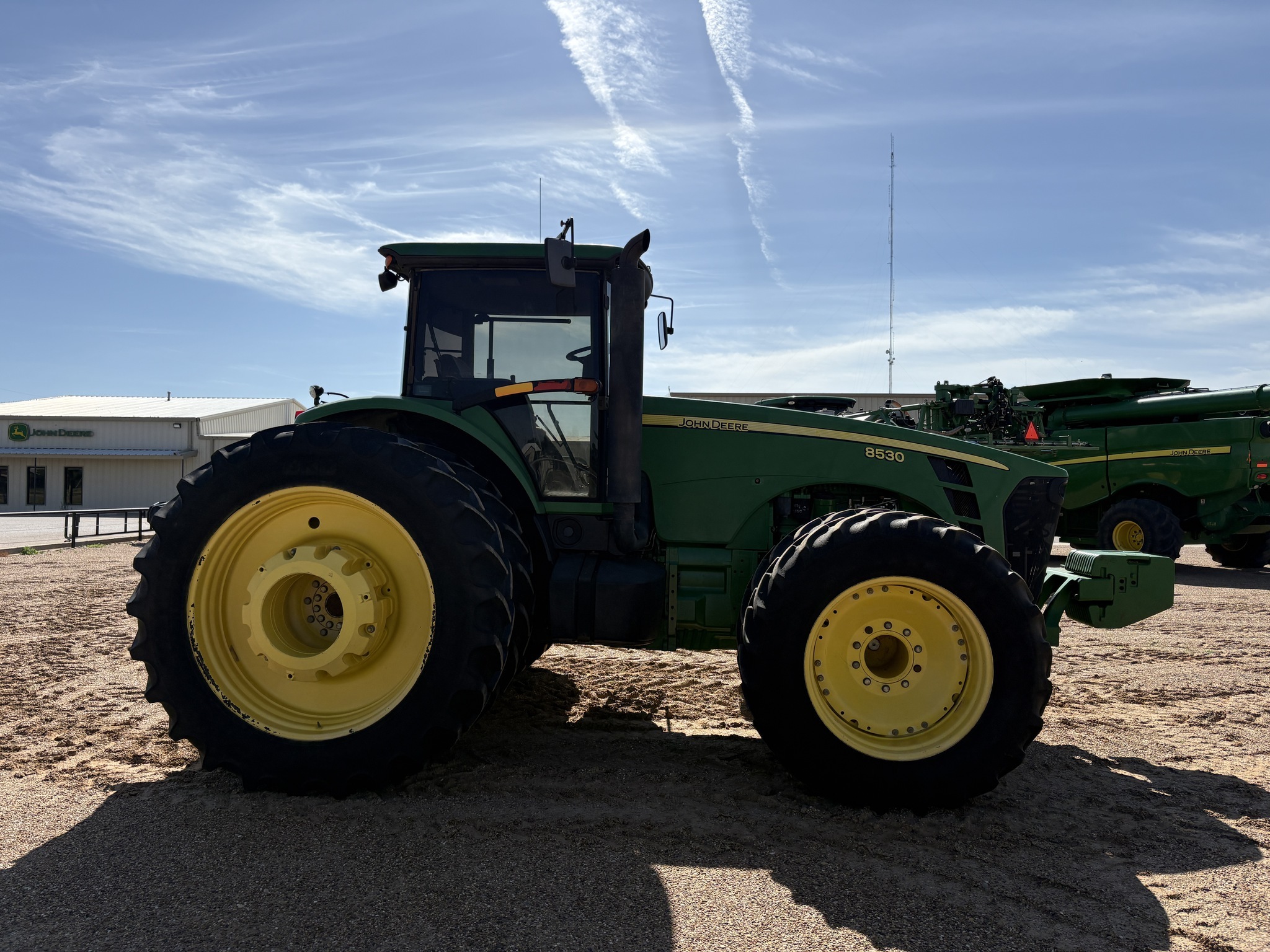 2006 John Deere 8530 Tractor