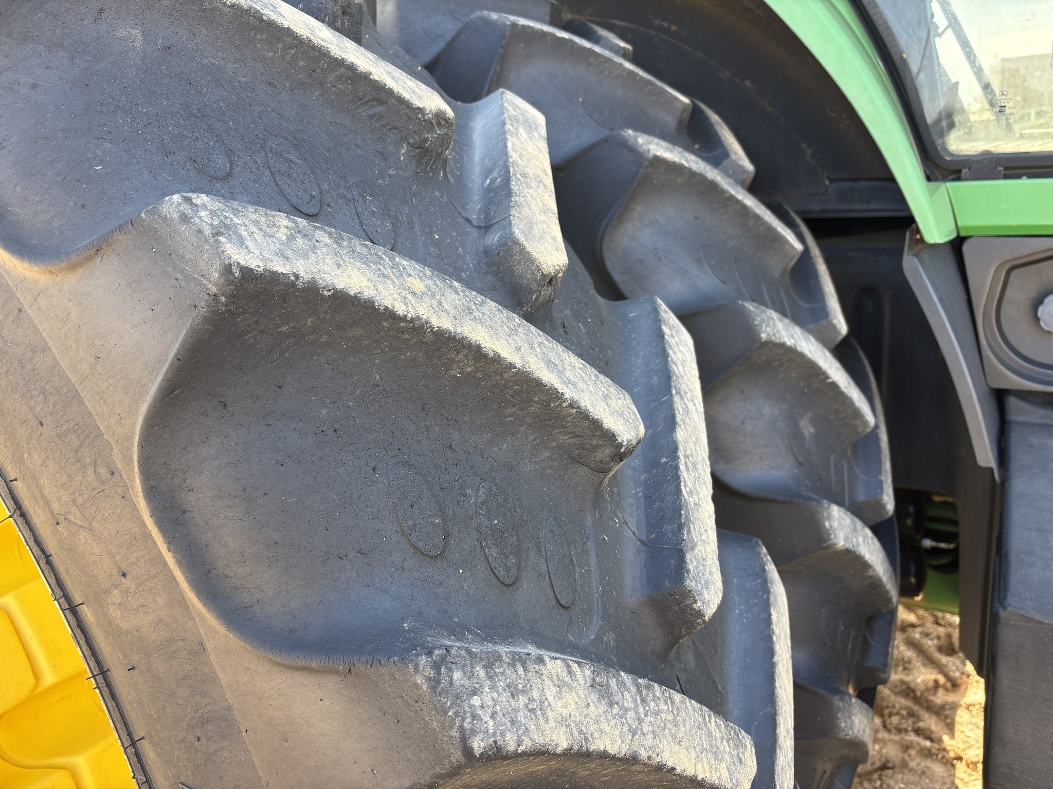 2006 John Deere 8530 Tractor