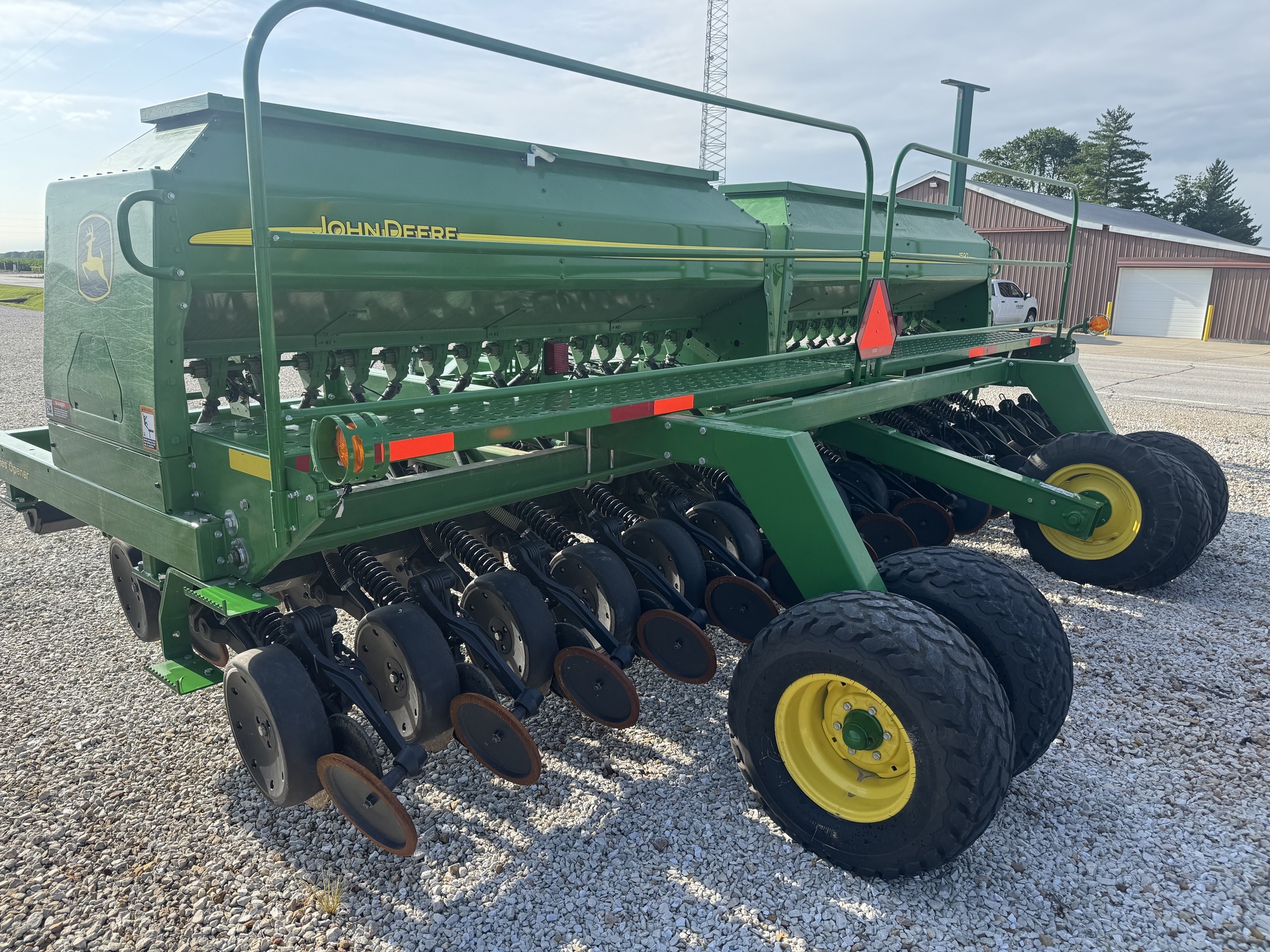  John Deere 1590 Drill