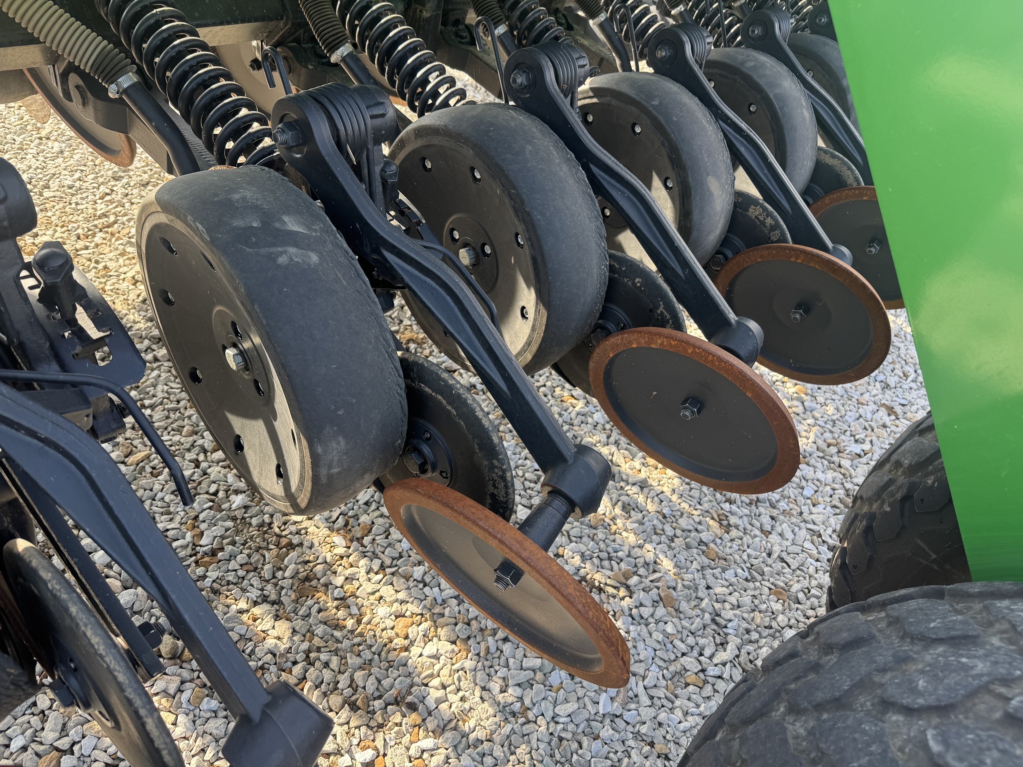  John Deere 1590 Drill