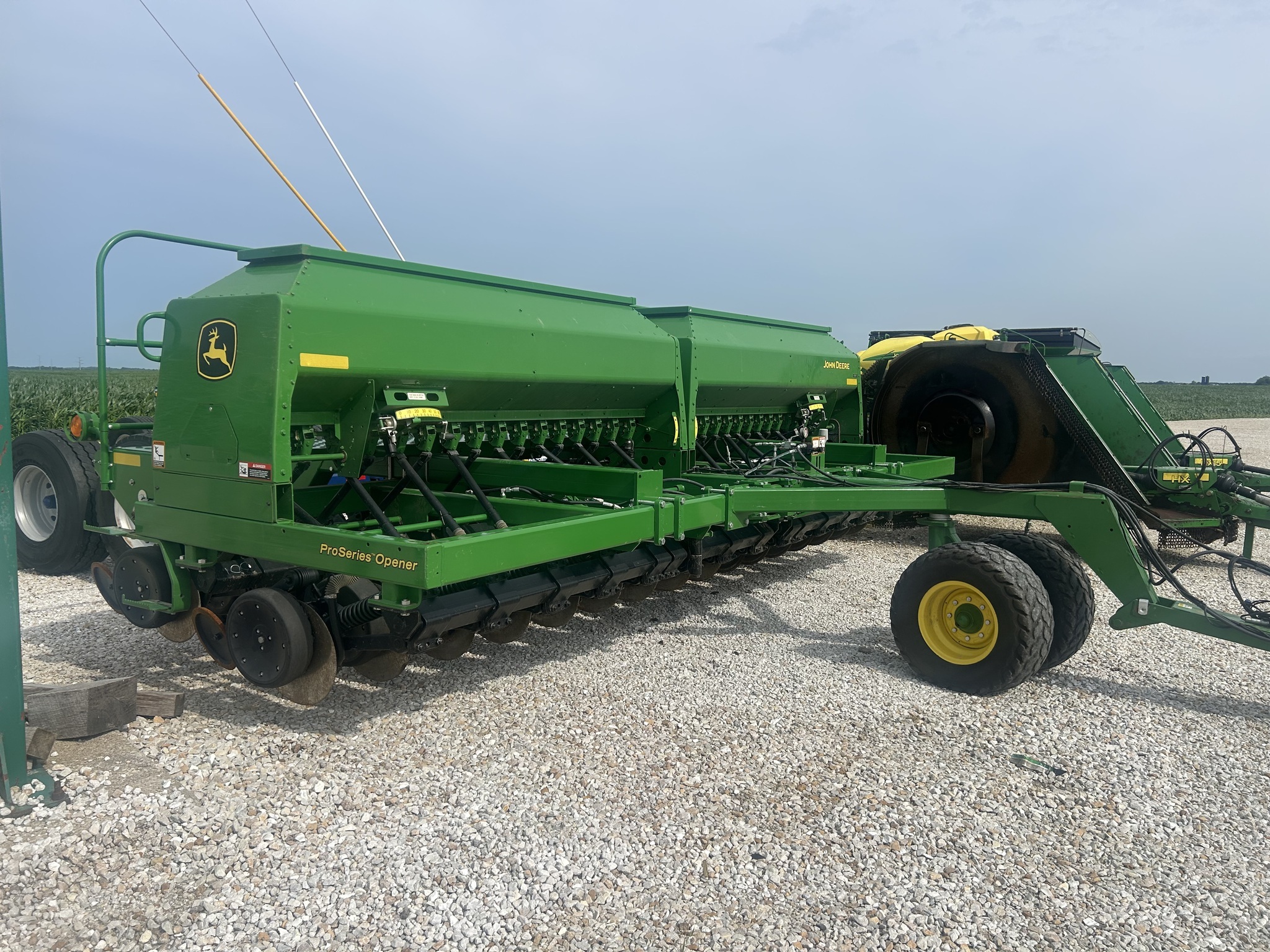  John Deere 1590 Drill