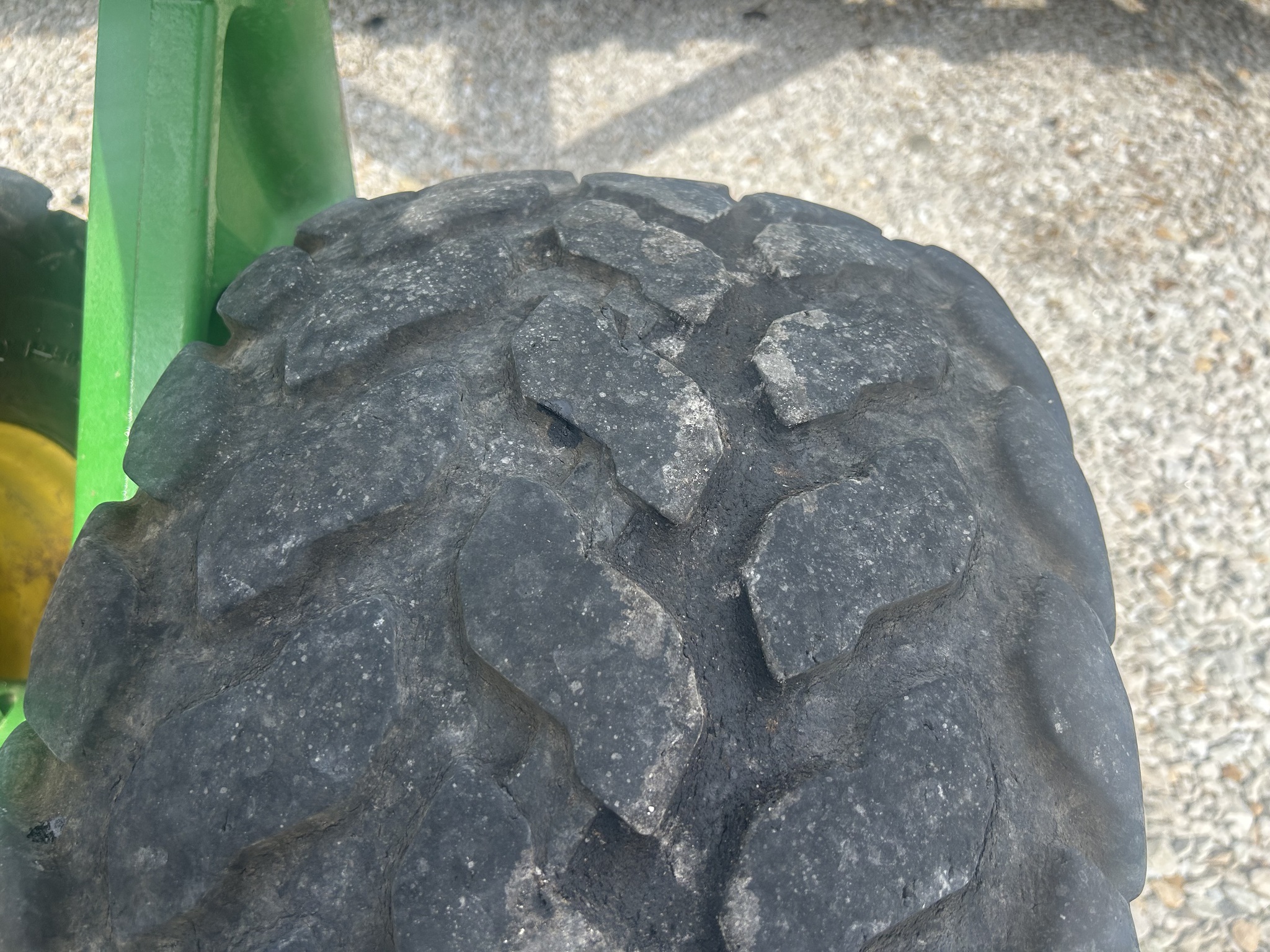  John Deere 1590 Drill