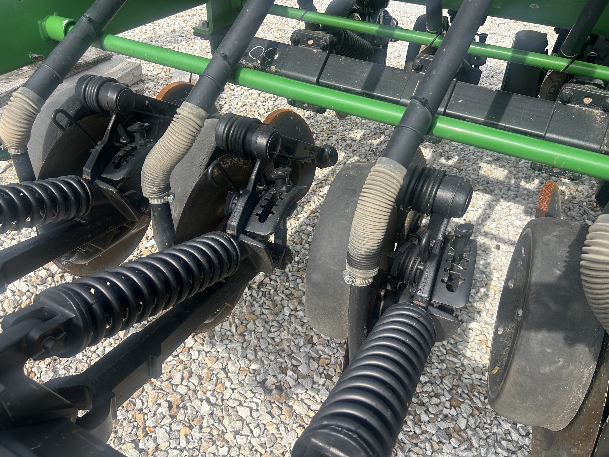  John Deere 1590 Drill