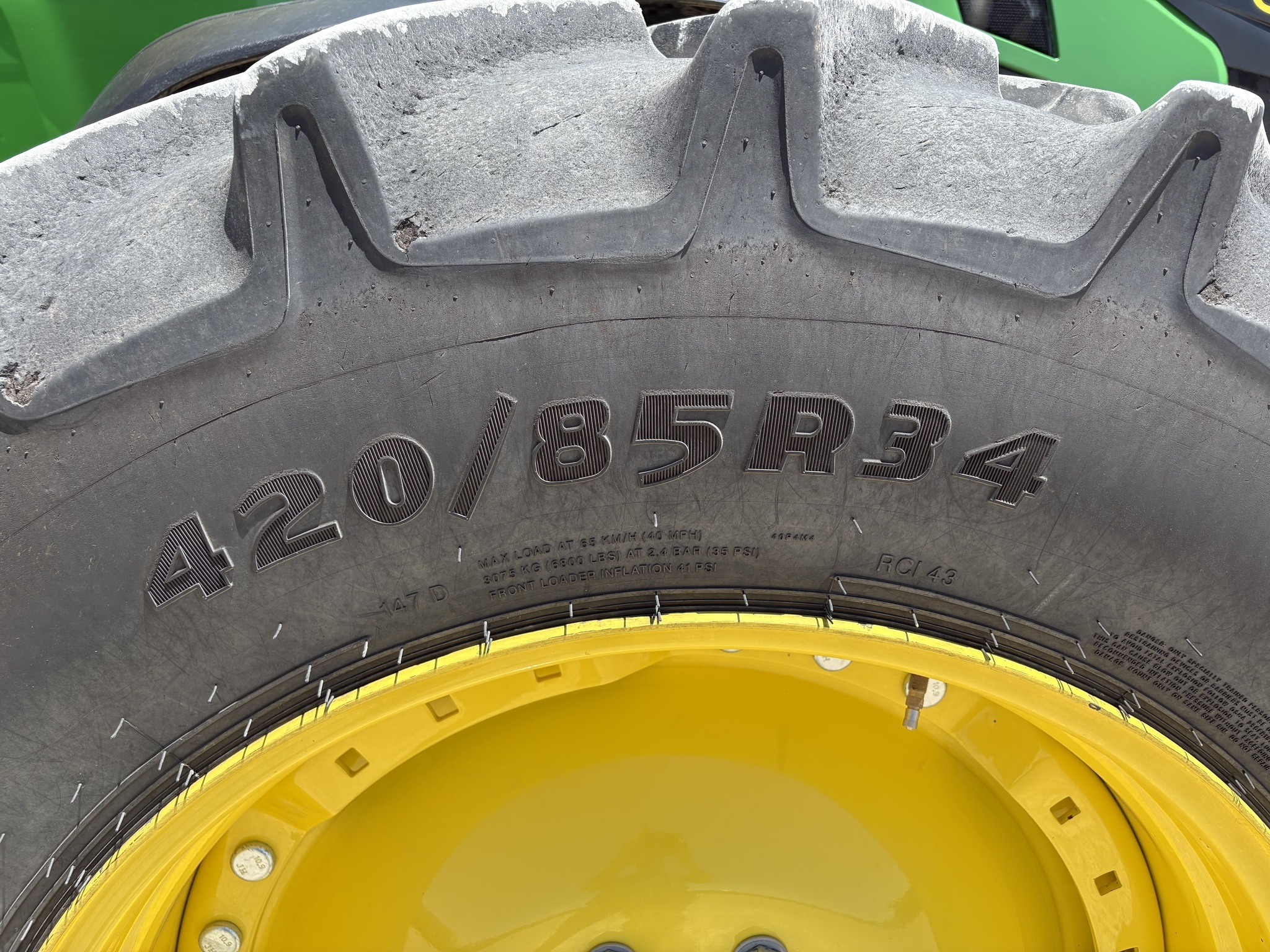 2025 John Deere 8R 370 Tractor