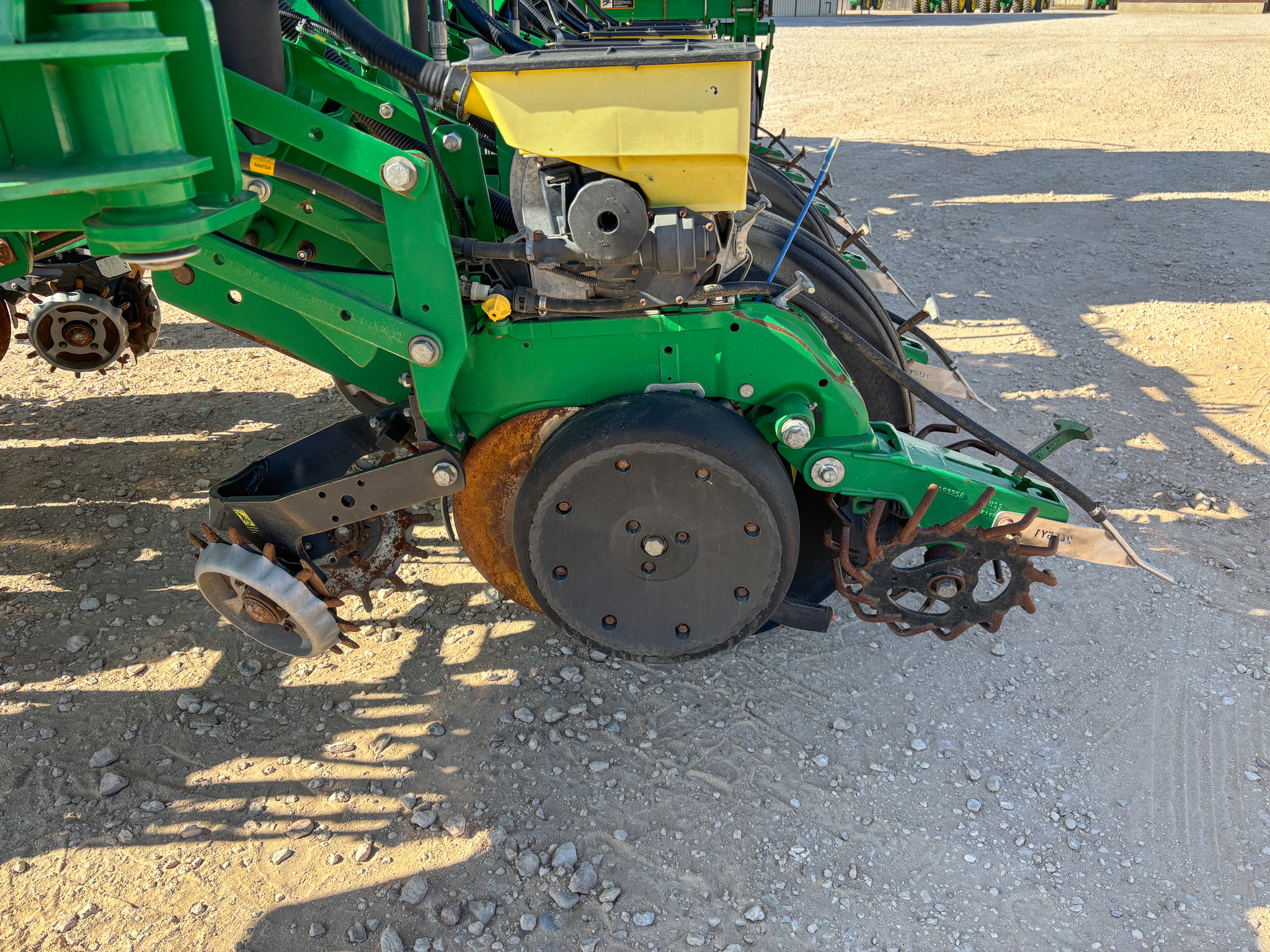 2015 John Deere 1775NT Planter