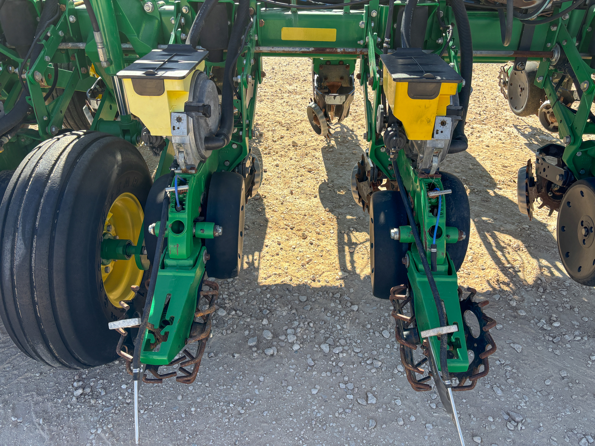 2015 John Deere 1775NT Planter