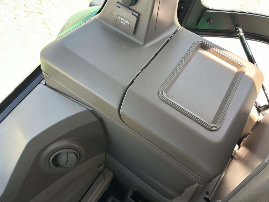 2020 John Deere 8RX 370 Tractor