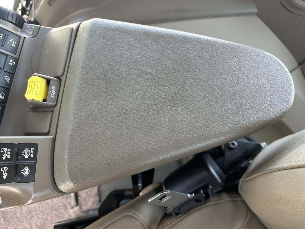 2020 John Deere 8RX 370 Tractor