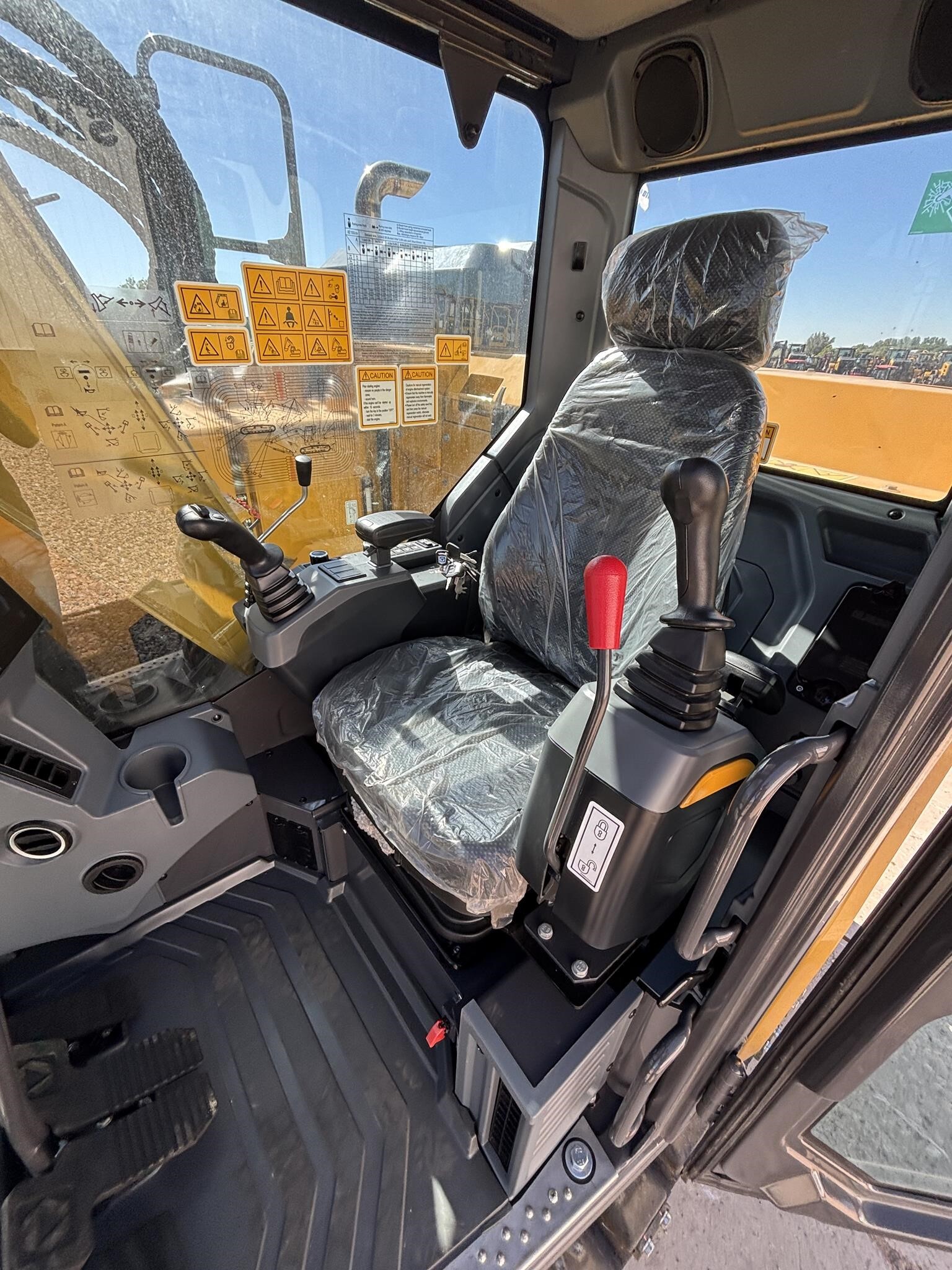 2026 XCMG XE155UCR Excavator