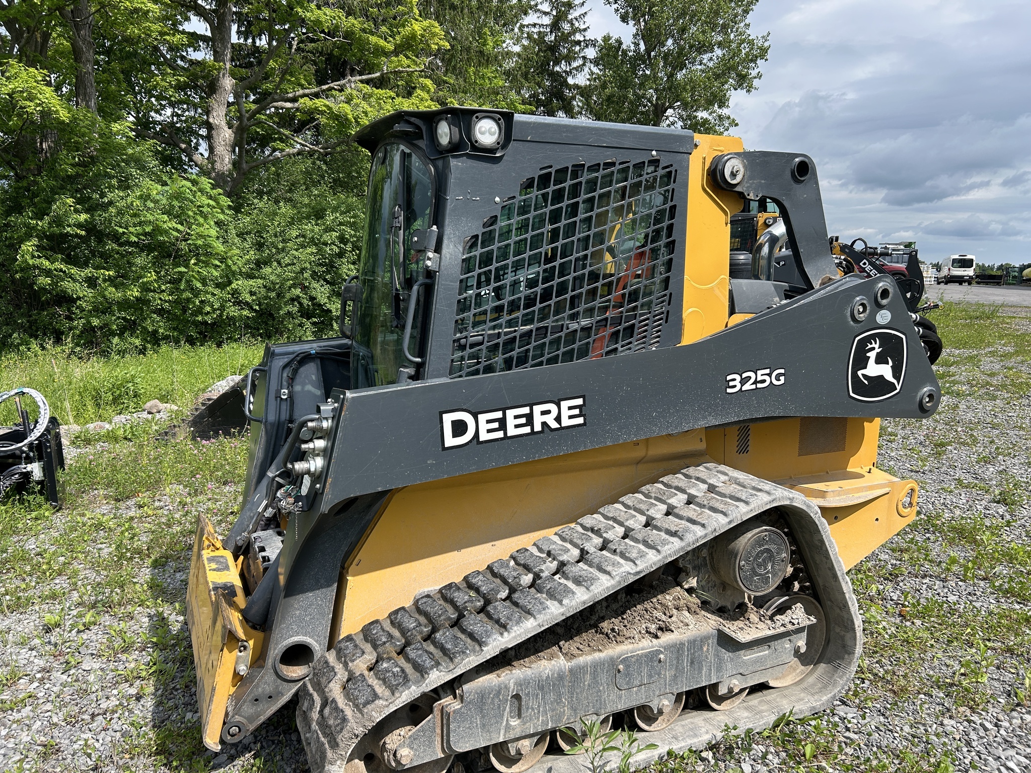 2023 Deere 325G Skid Steer