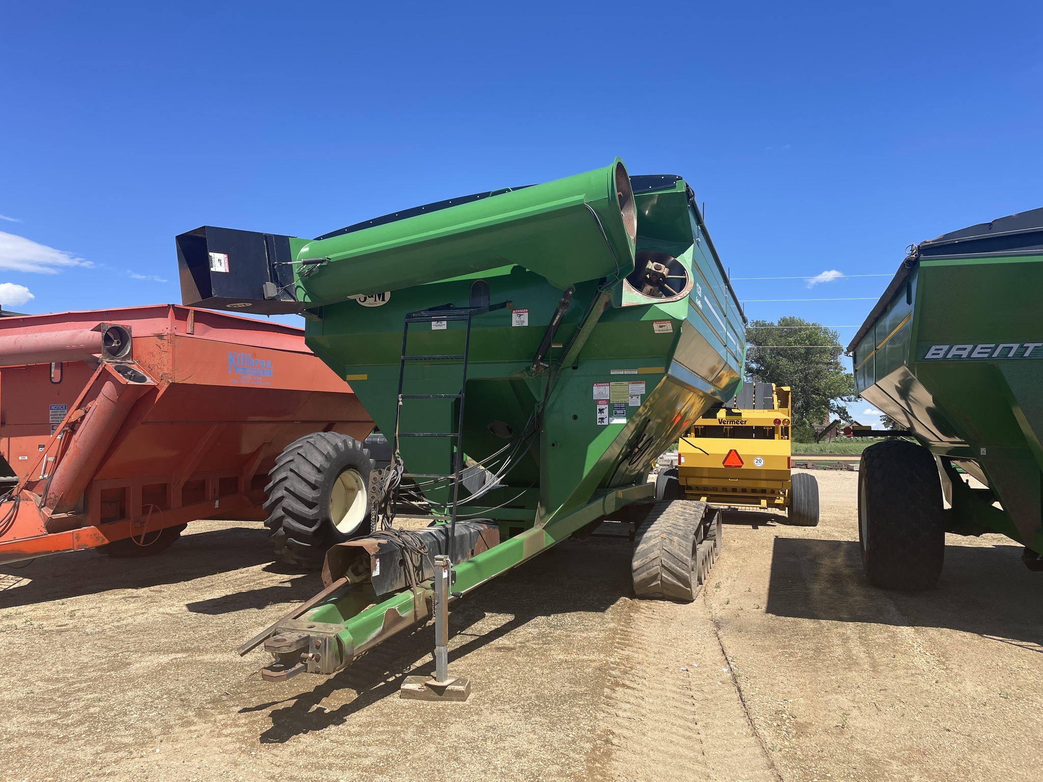 2009 J&M 1326 Grain Cart