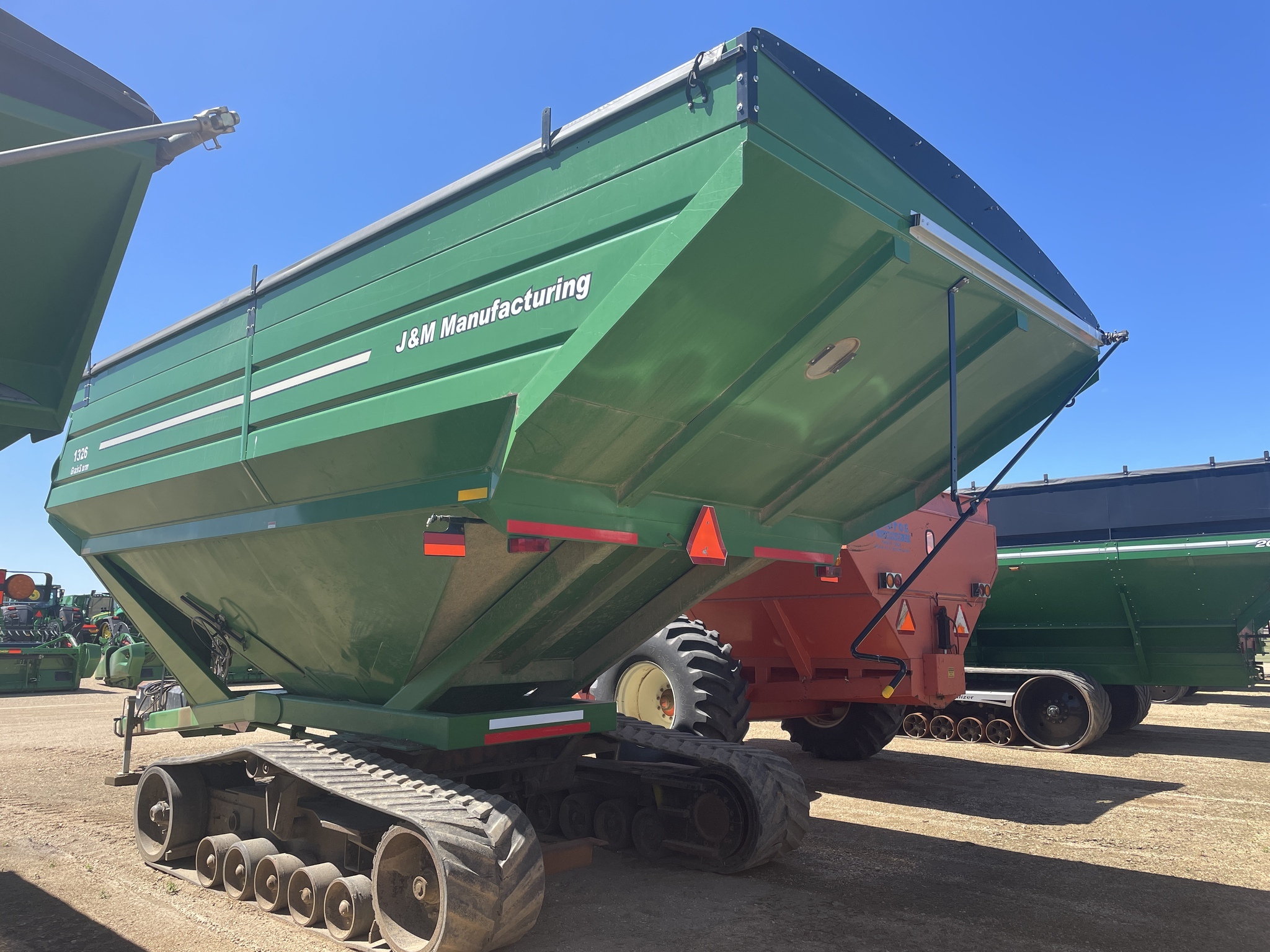 2009 J&M 1326 Grain Cart