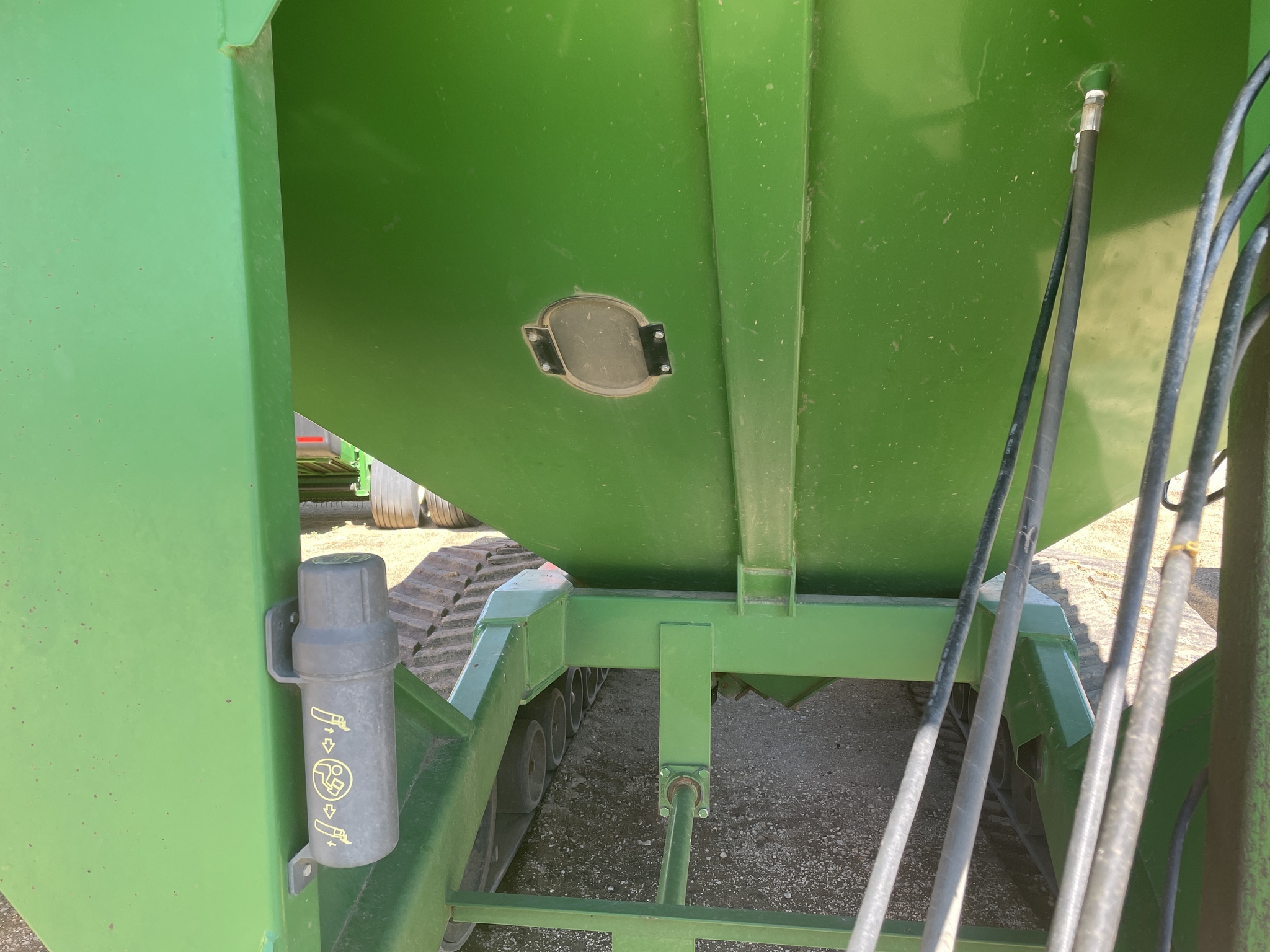 2009 J&M 1326 Grain Cart