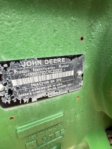 2022 John Deere 8R 370 Tractor