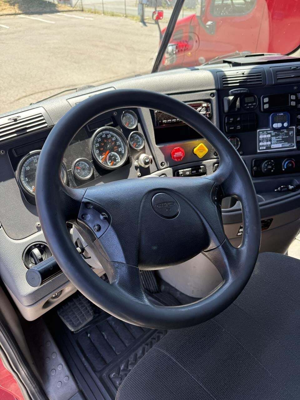 2019 Freightliner CASCADIA 116 Semi Trucks/Trailer